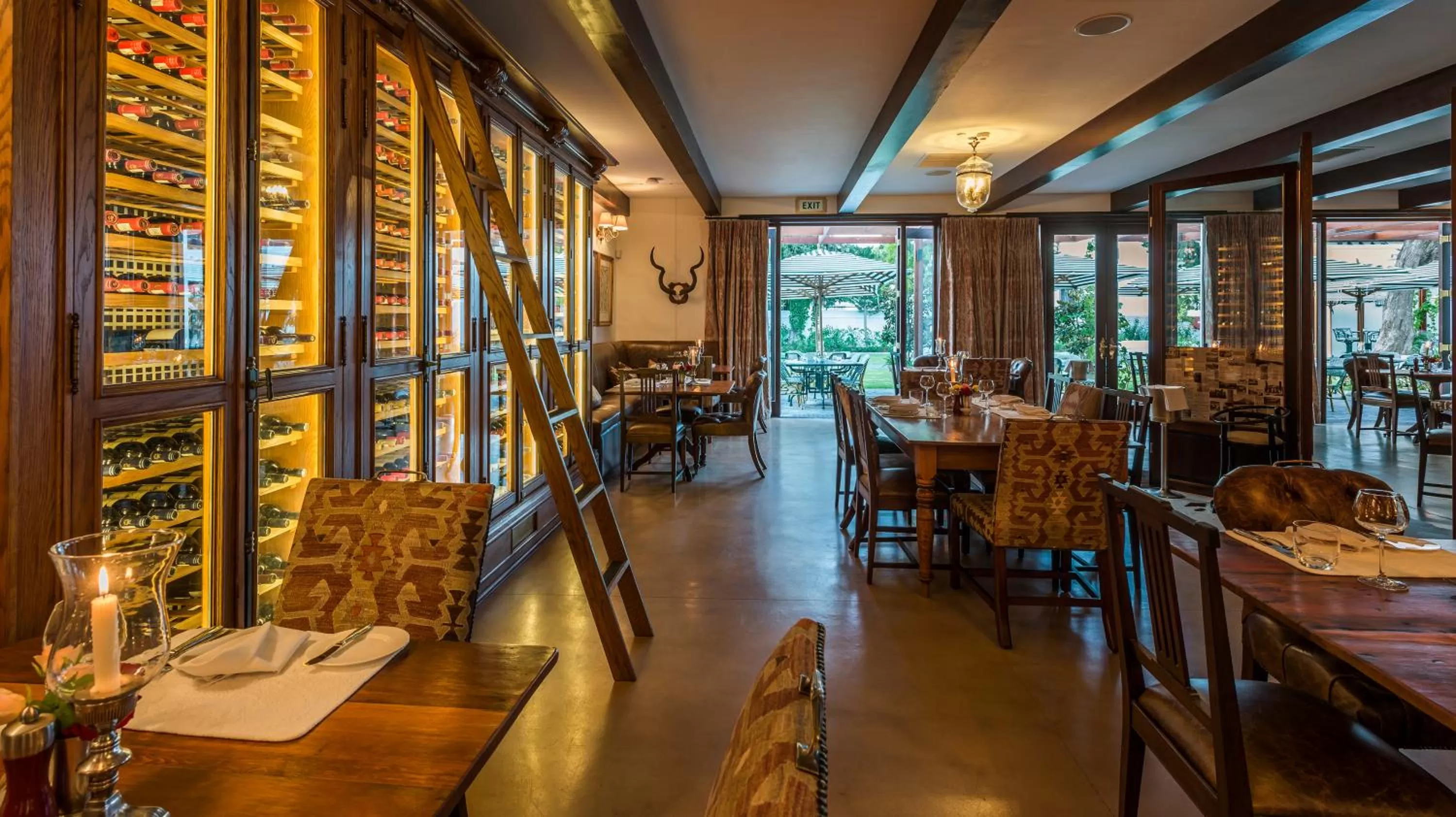 Restaurant/places to eat in Drostdy Hotel