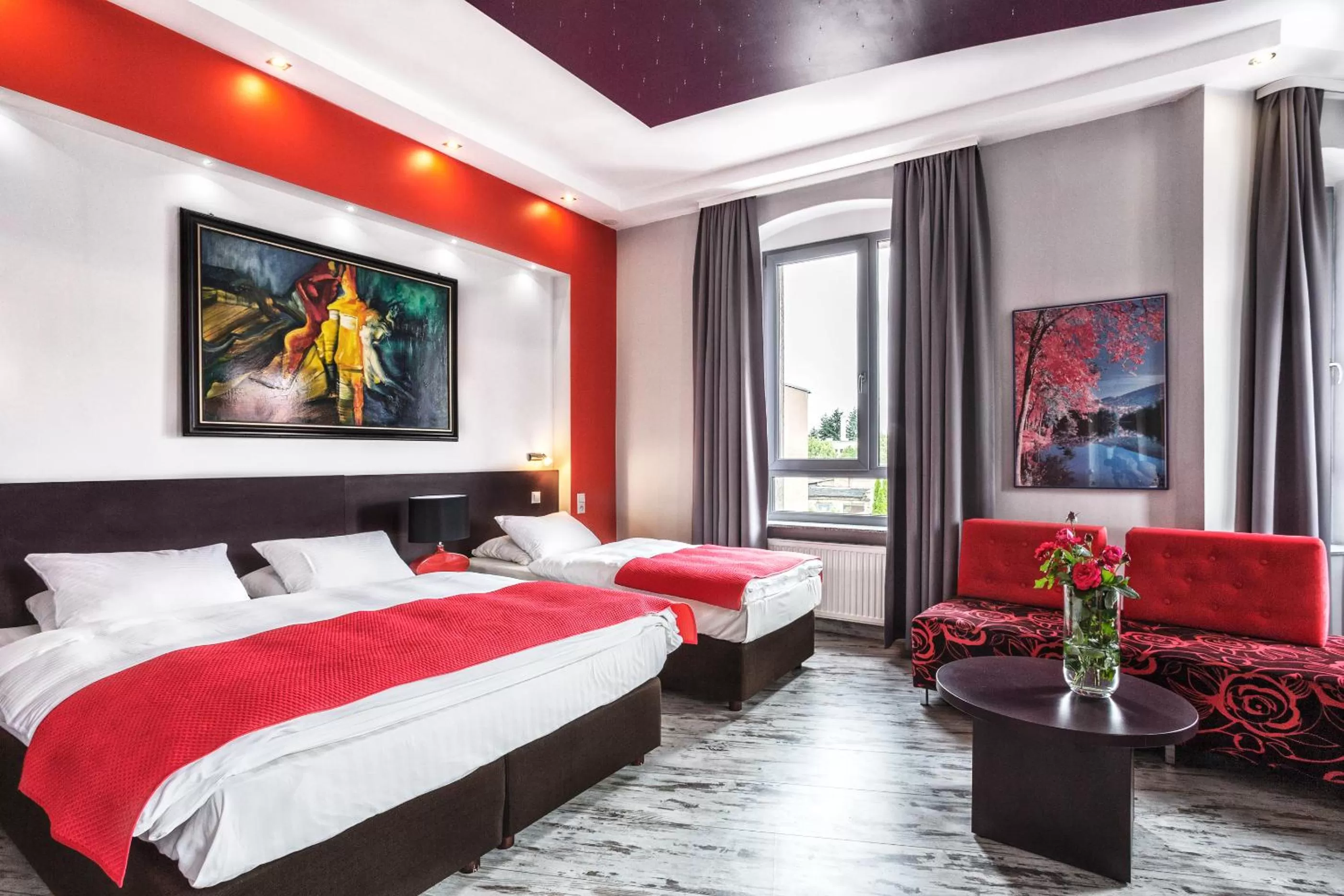 Photo of the whole room, Bed in Grand Boutique Hotel - dawny Hotel Kaliski Ratuszowy