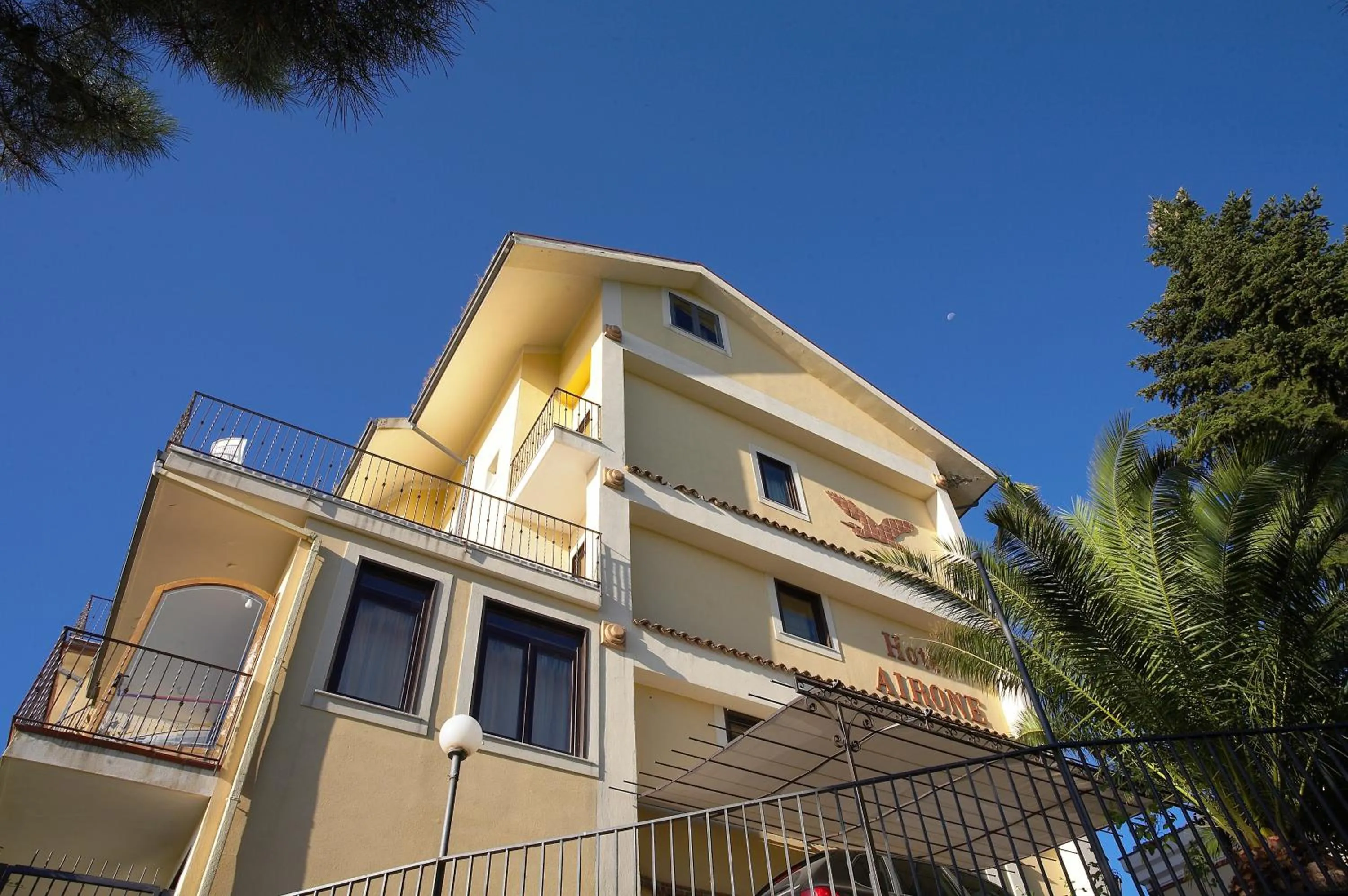 Facade/entrance in Airone Wellness Hotel