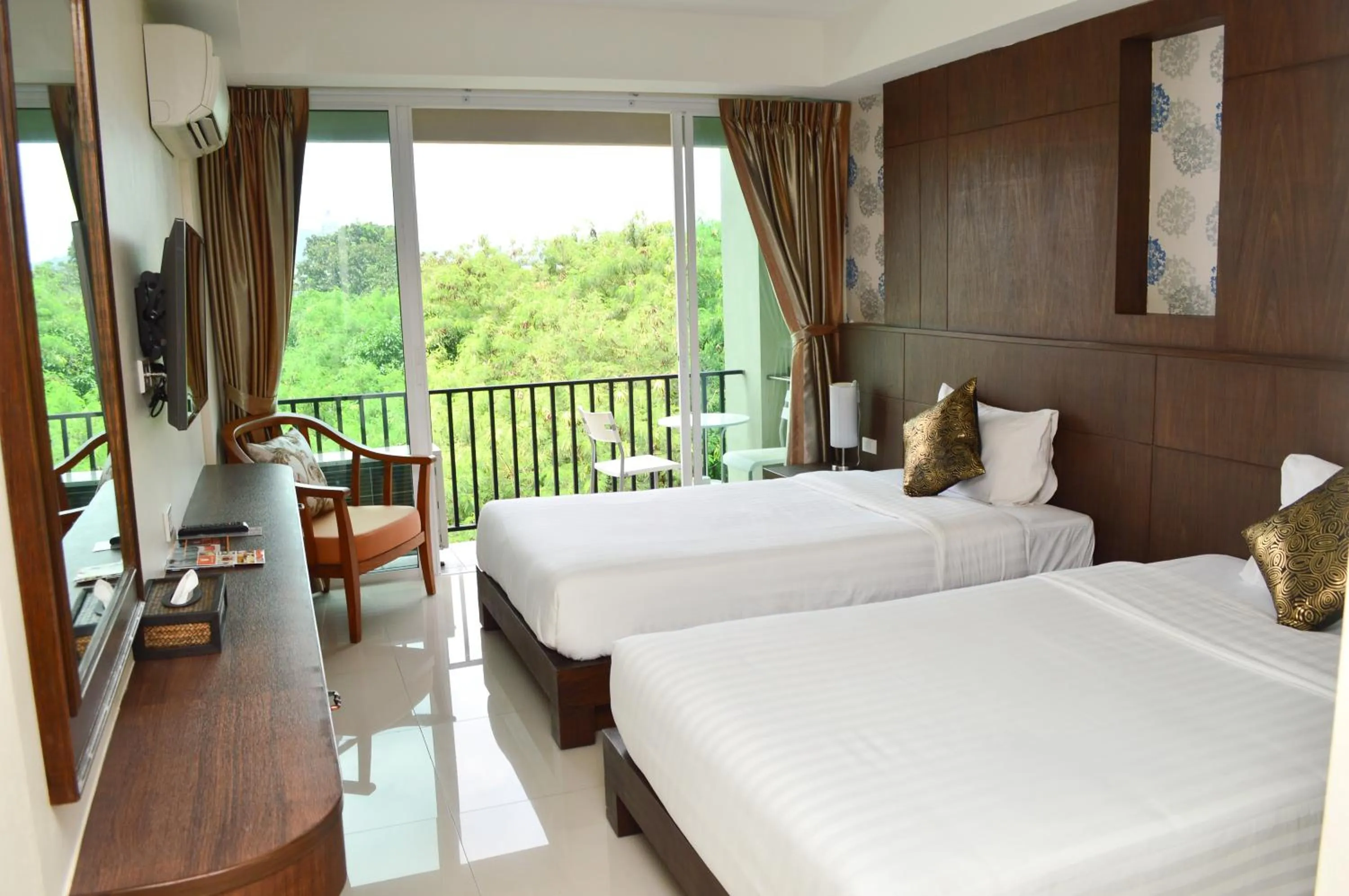 Bed in Lub Sbuy House Hotel - SHA