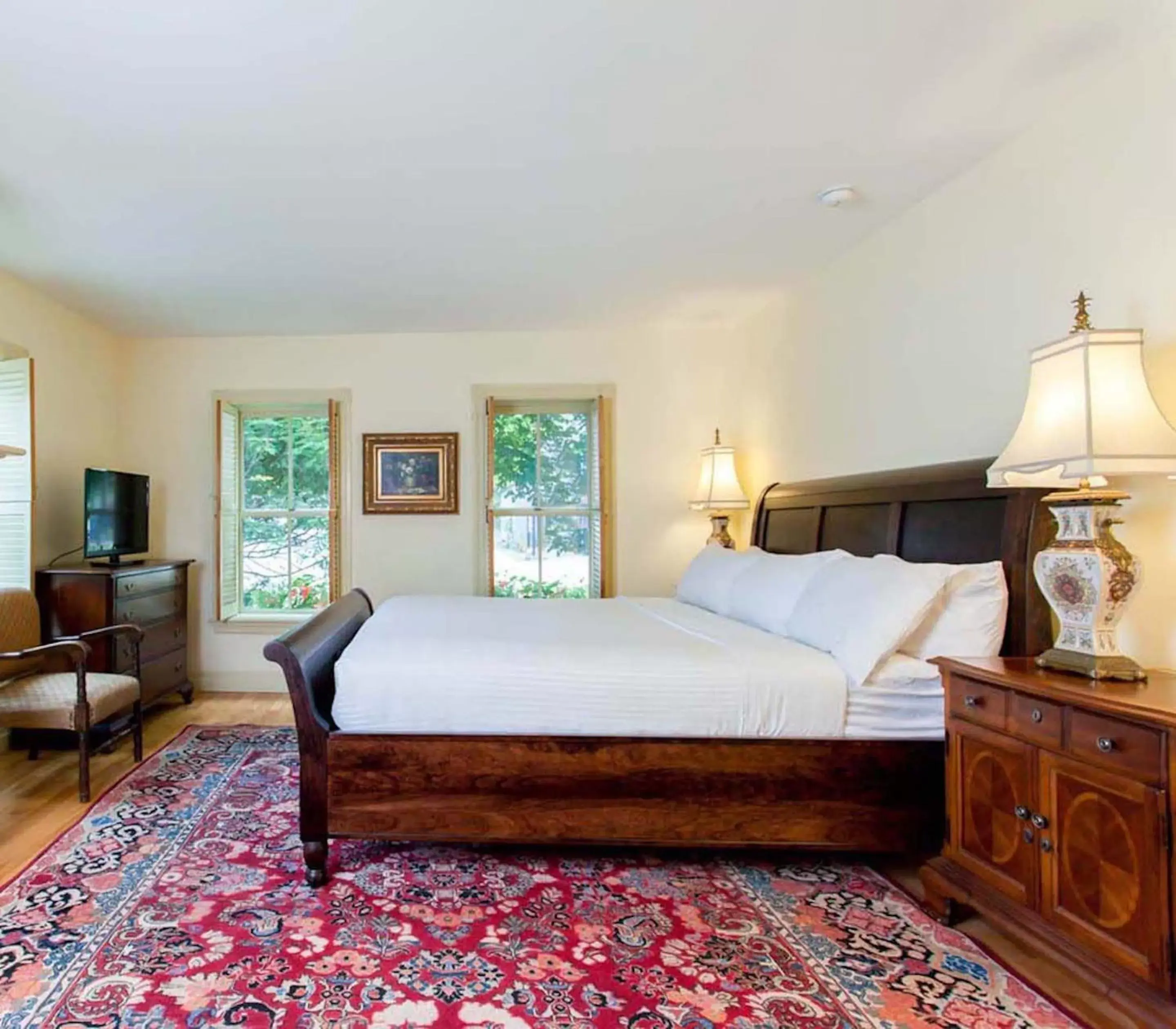 Standard King Room in The Shire Woodstock Standard King Room in The Shire Woodstock