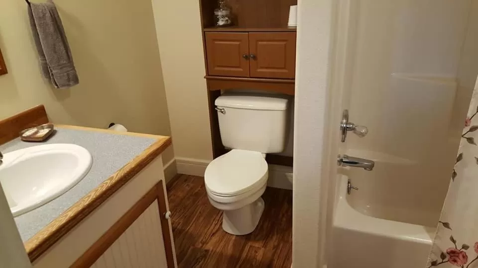 Bathroom in Full Moon Inn