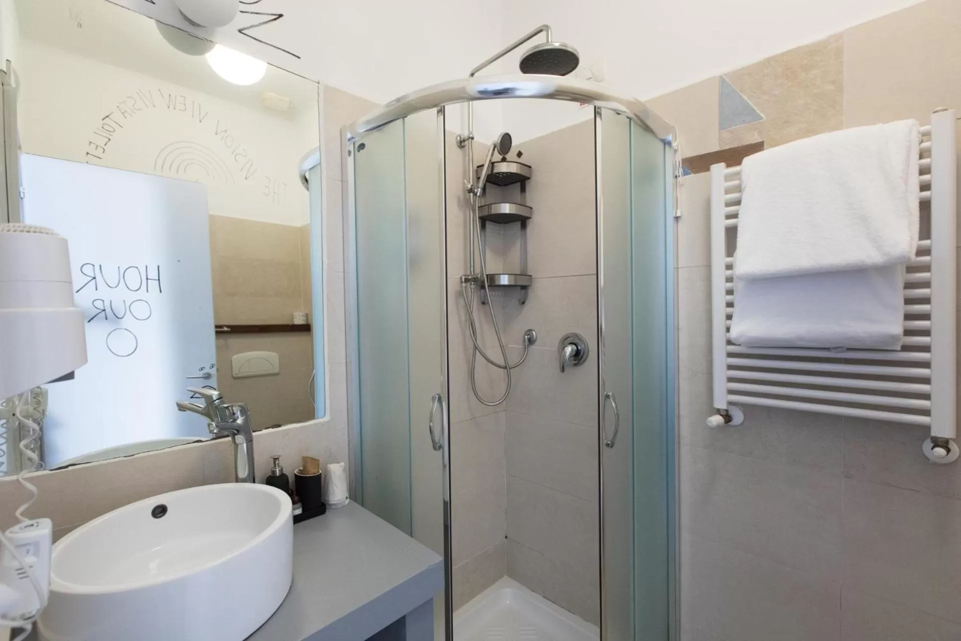 Shower in Boutique Hotel Novecento