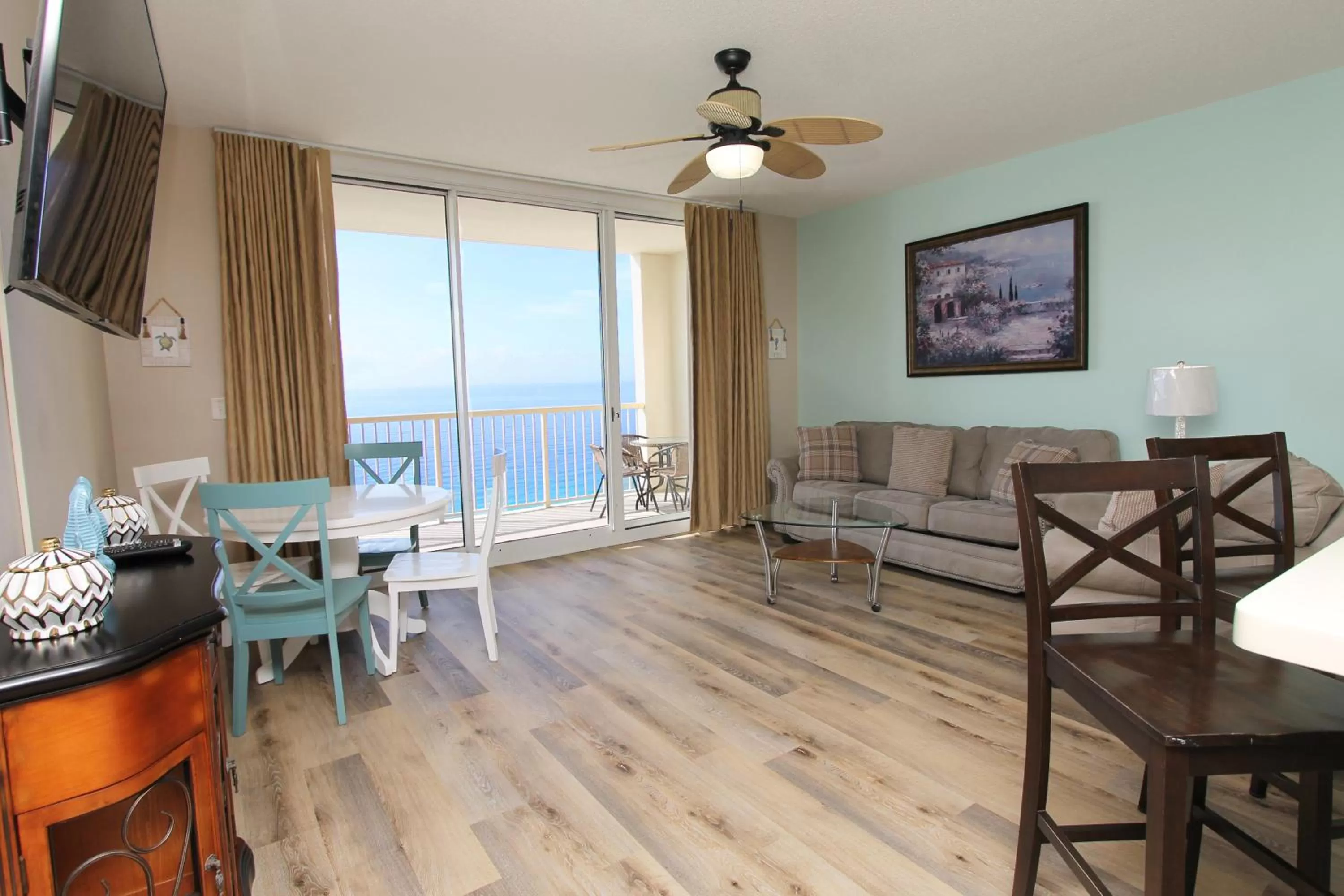 Living room, Dining Area in Majestic Beach Resort, Panama City Beach, Fl