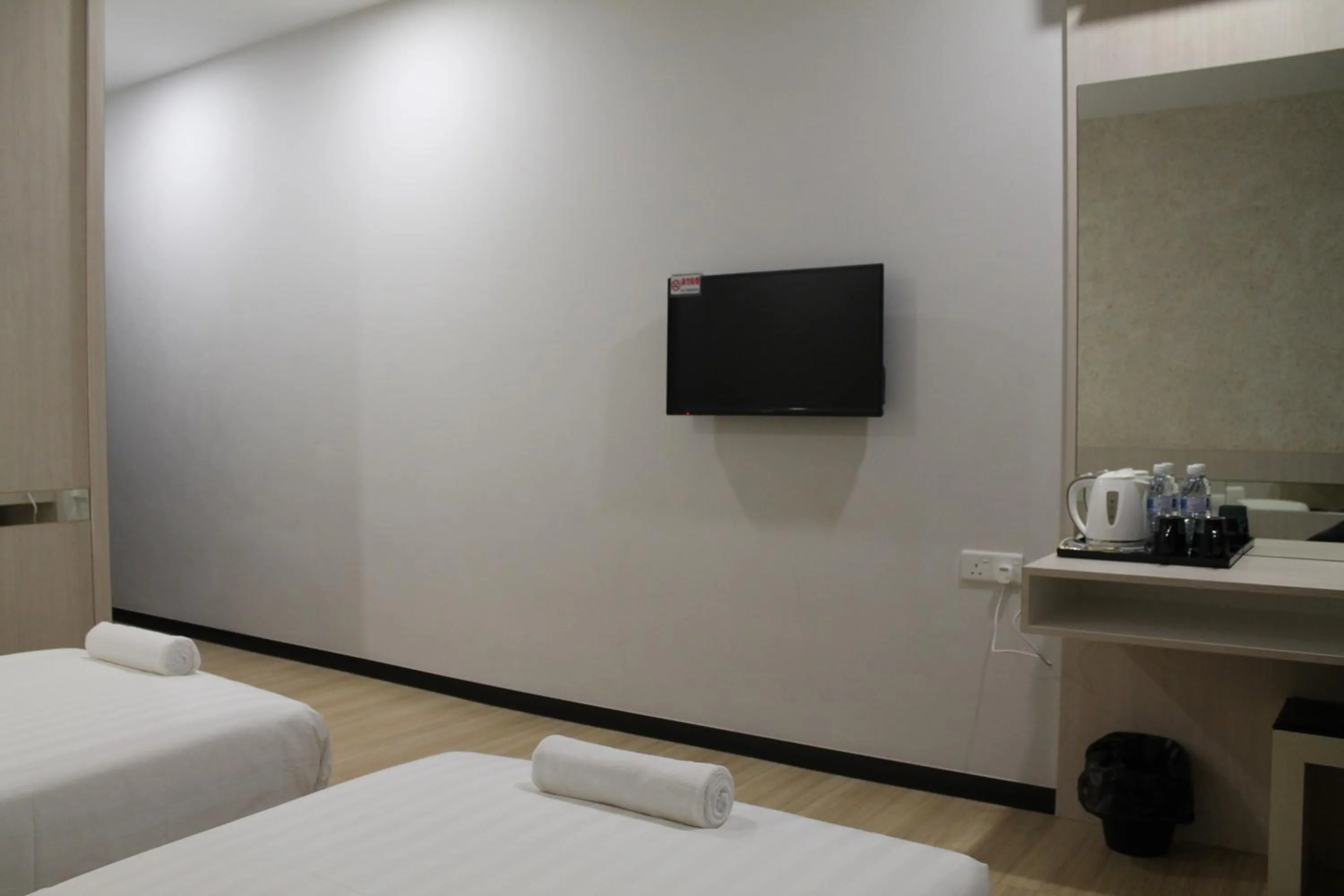 Bedroom, Bed in The Velton Inn