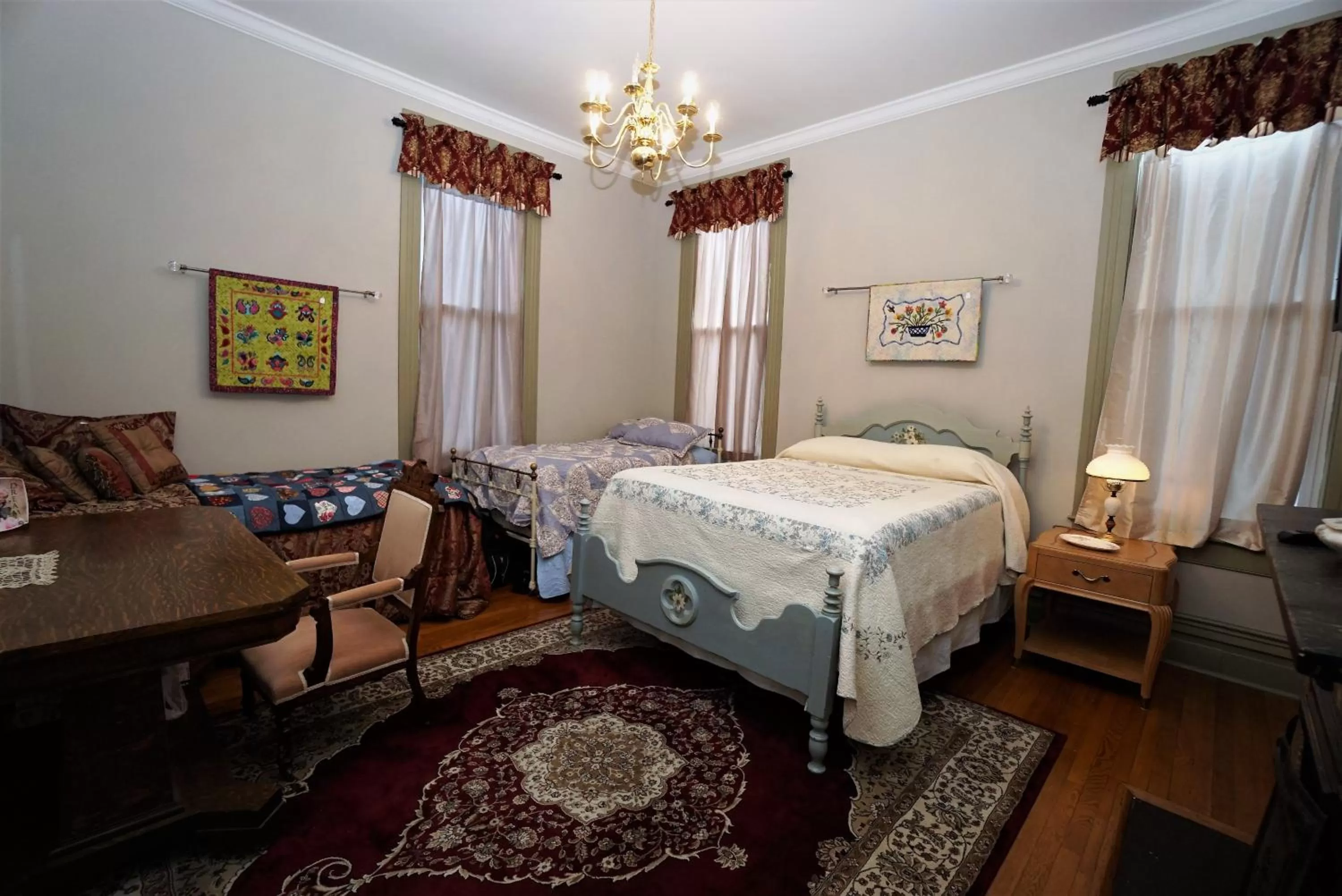 Bed in Paducah 1895 Washington Hotel