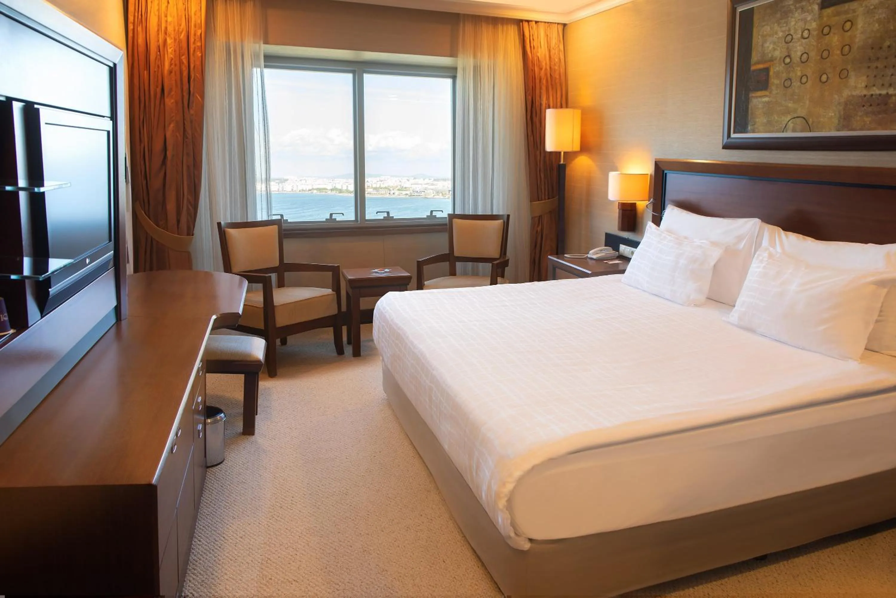 Bedroom, Bed in Kolin Hotel Spa & Convention Center