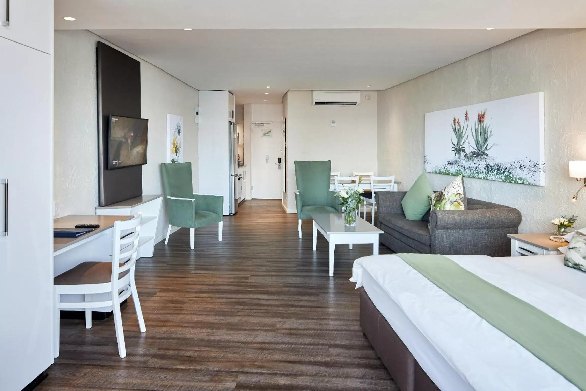 Bed in First Group Breakers Resort - Official