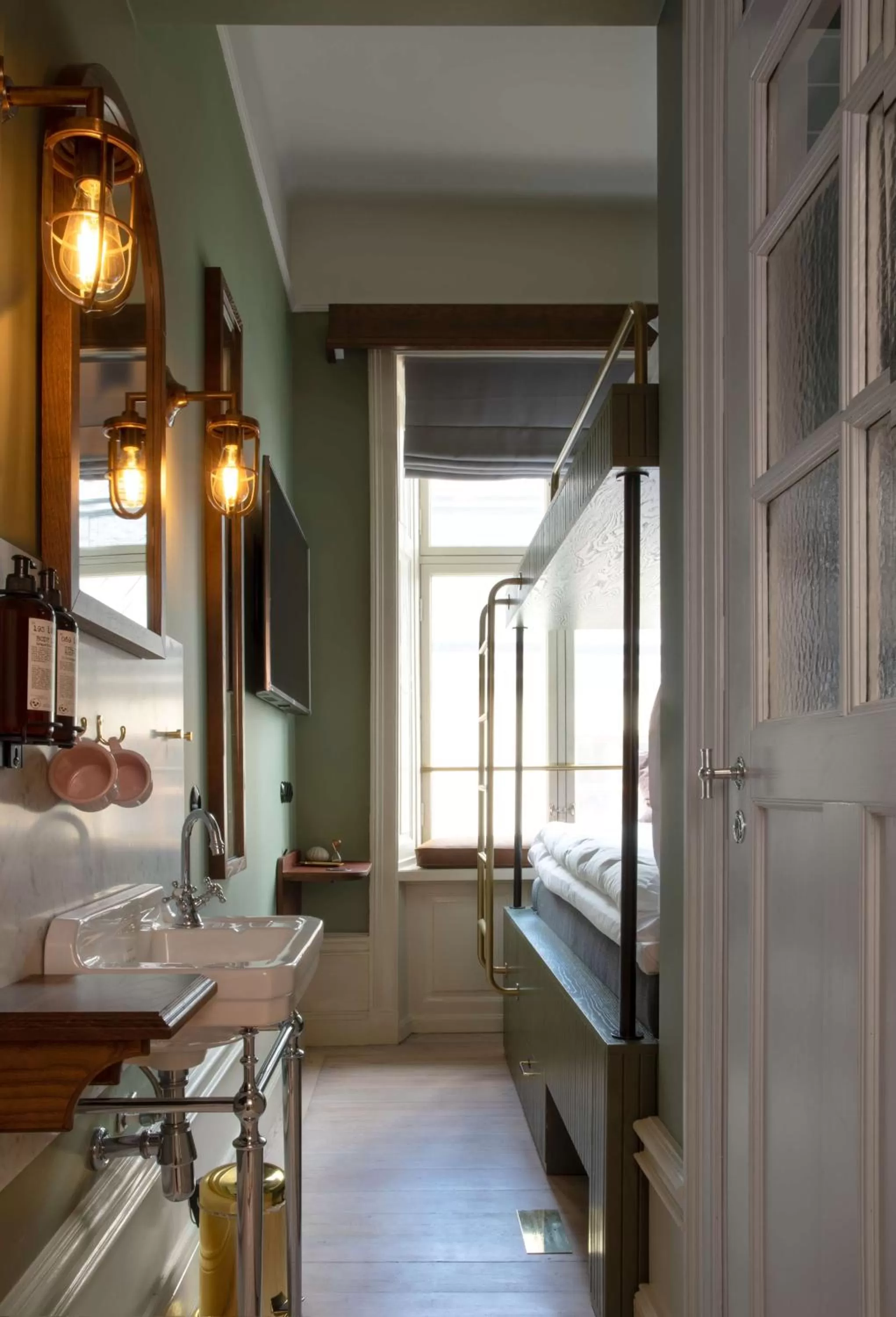 Bedroom, Bed in Hotel Frantz, WorldHotels Crafted