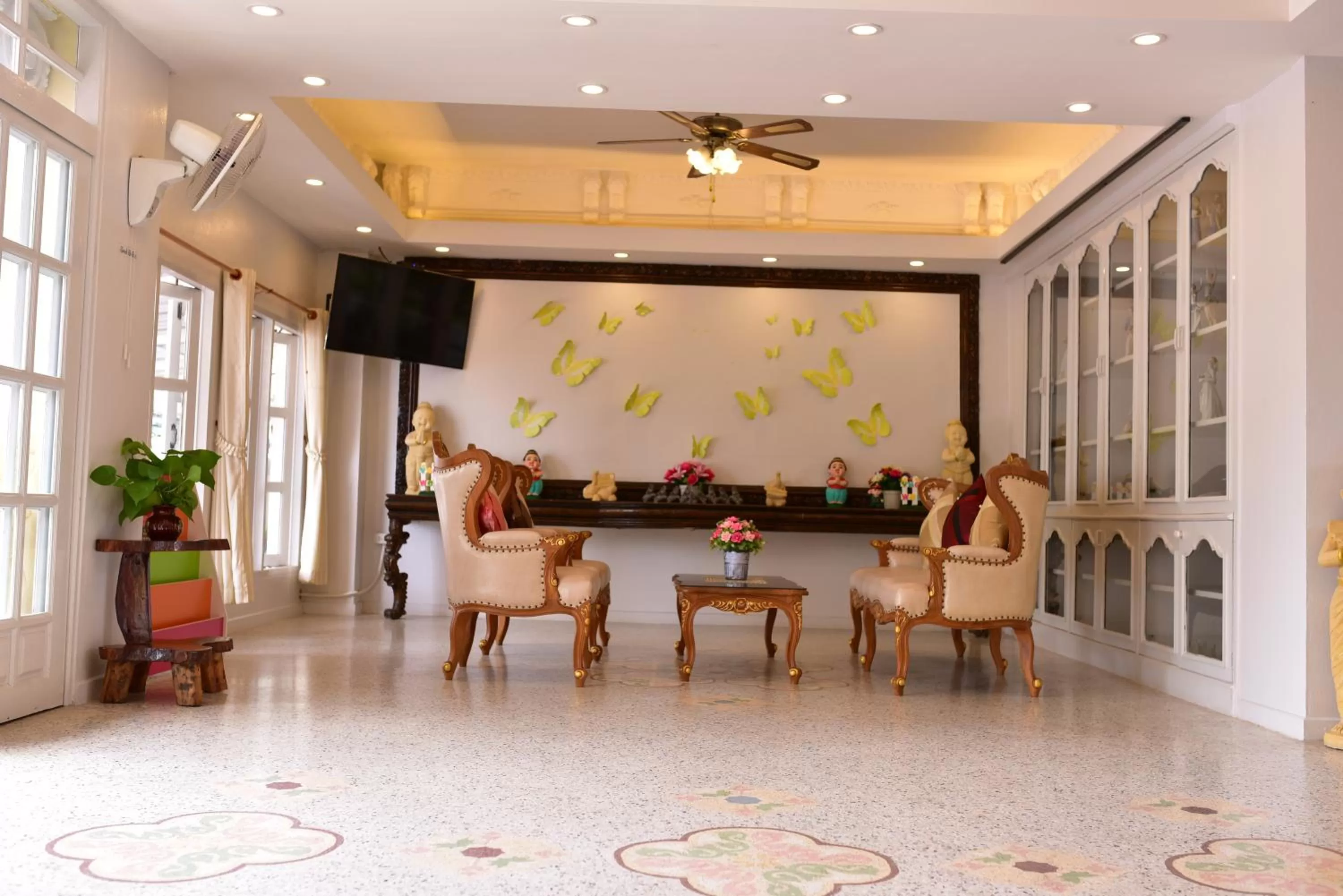 Seating area in Anchalee Resort