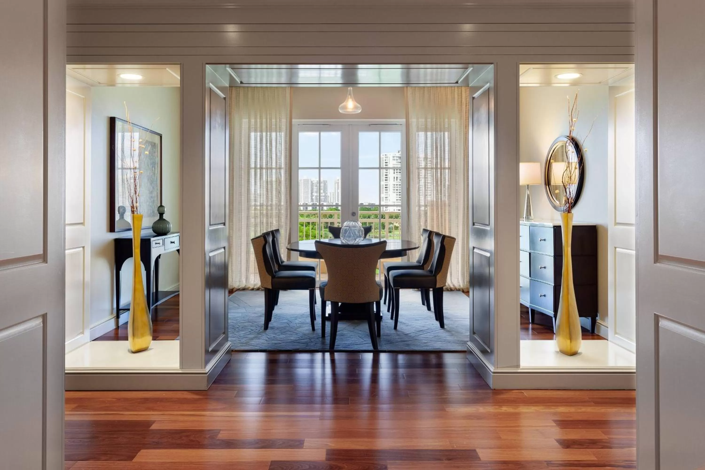 Bedroom in JW Marriott Miami Turnberry Resort & Spa