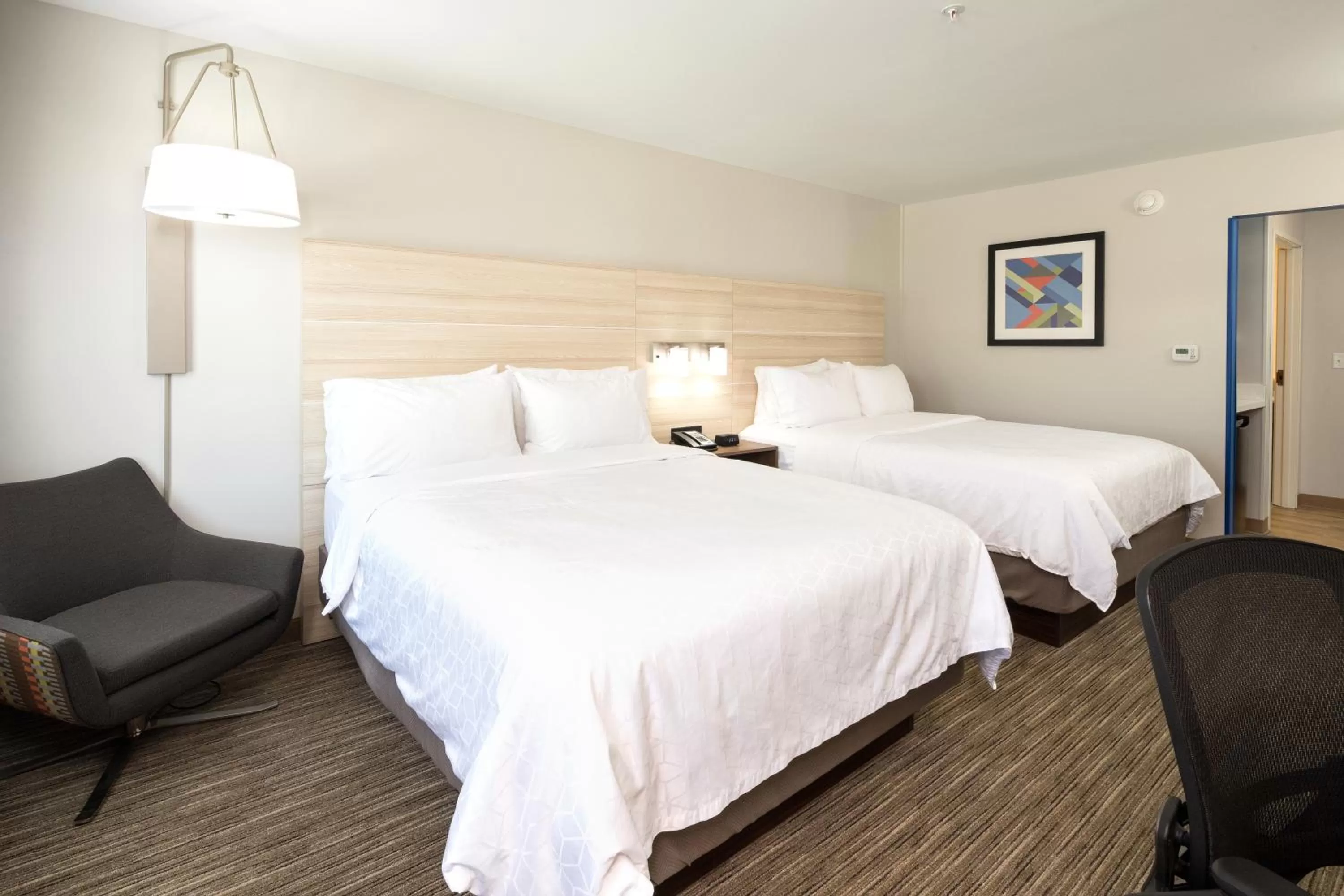 Bed in Holiday Inn Express & Suites - Michigan City by IHG