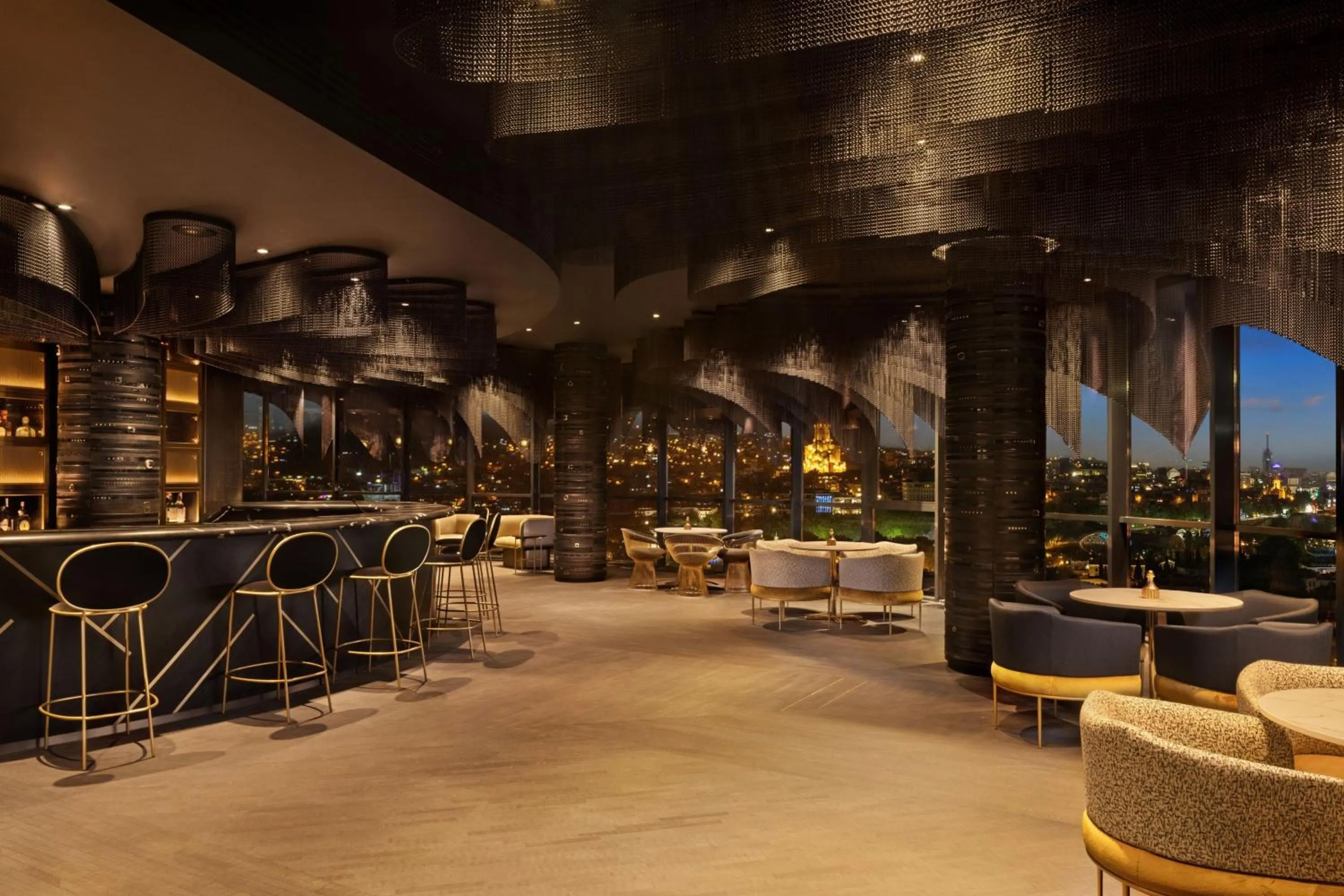 Lounge or bar in Paragraph Freedom Square, a Luxury Collection Hotel, Tbilisi