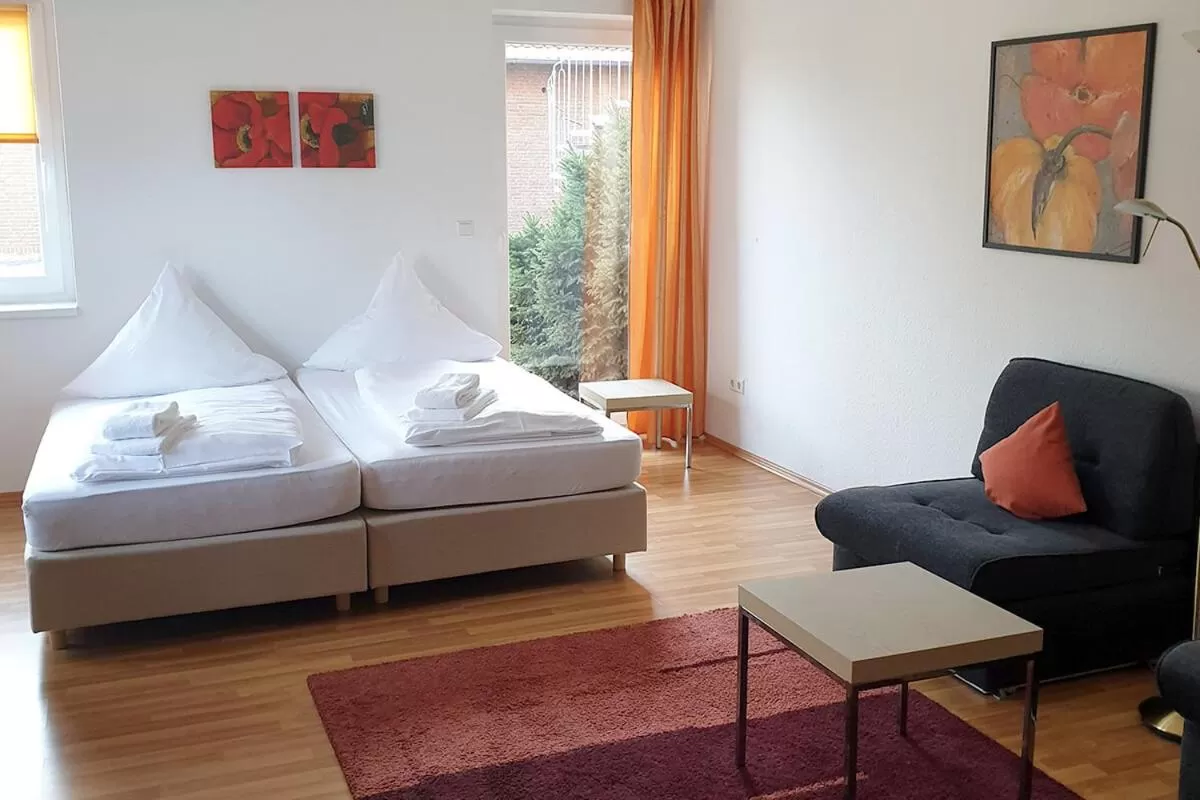 Bedroom, Bed in Bernsteinsee Hotel&Ferien