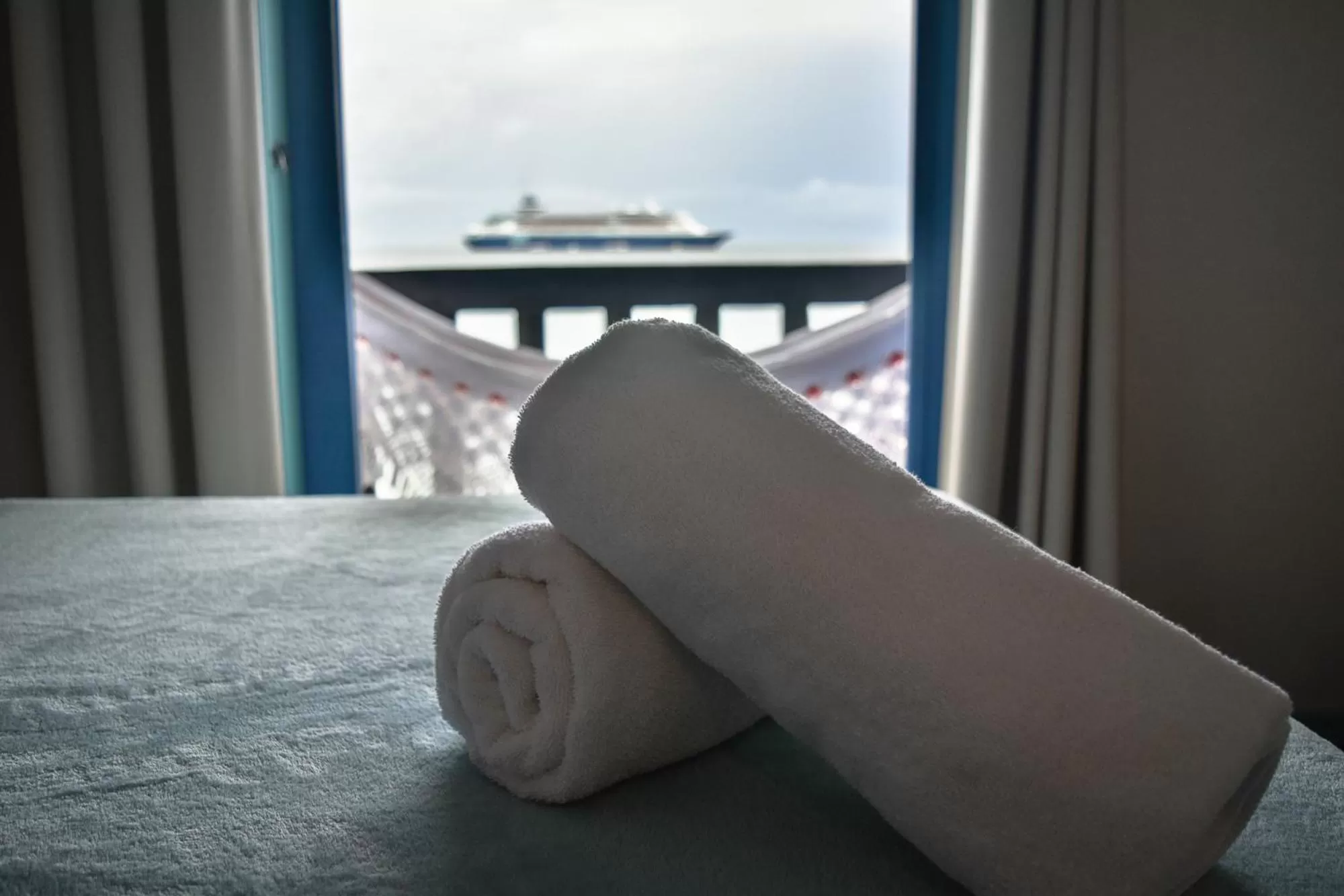 Sea view, Bed in Vila Bela-Emília