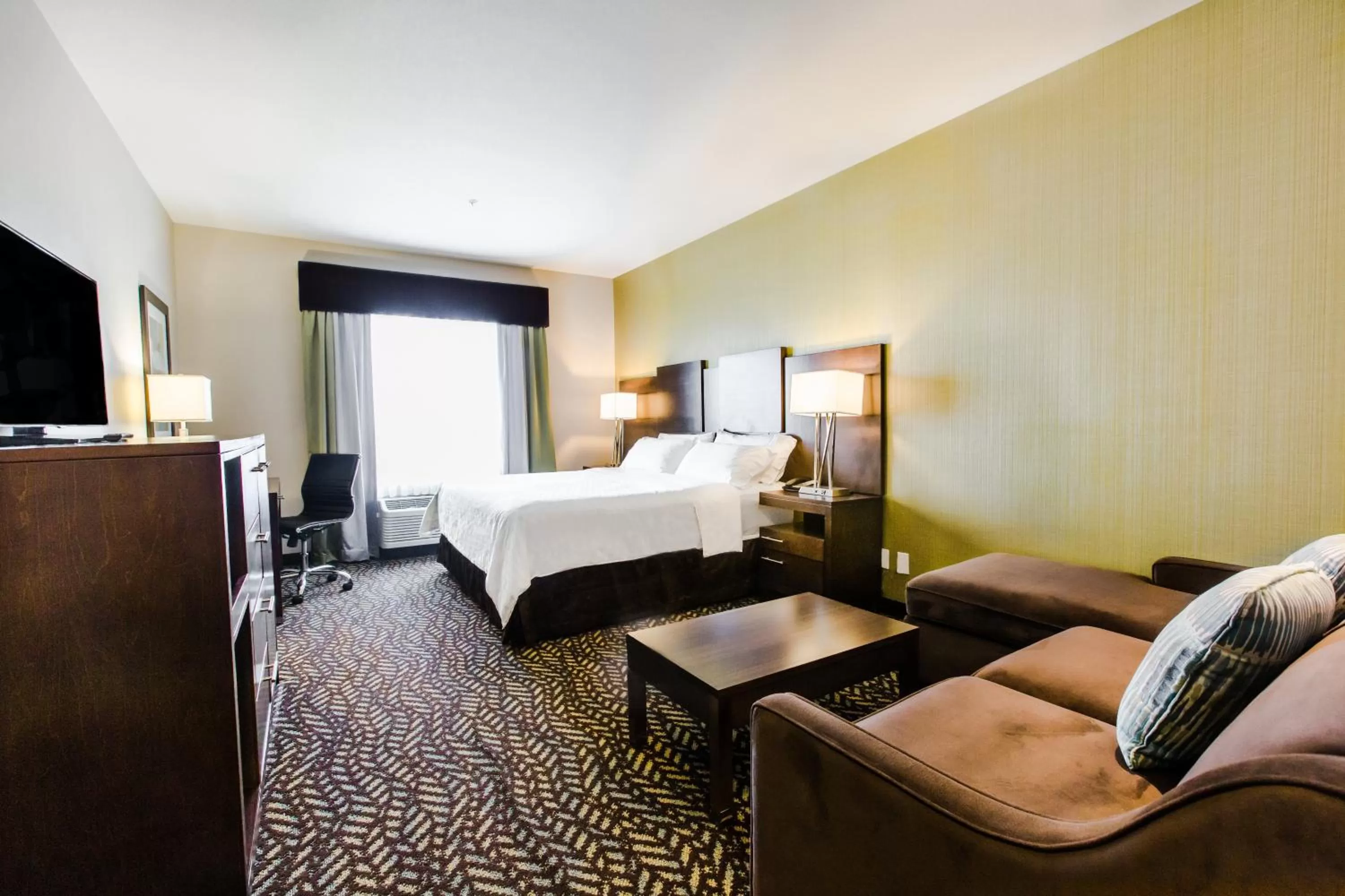 Photo of the whole room in Holiday Inn Express & Suites Spruce Grove - Stony Plain by IHG