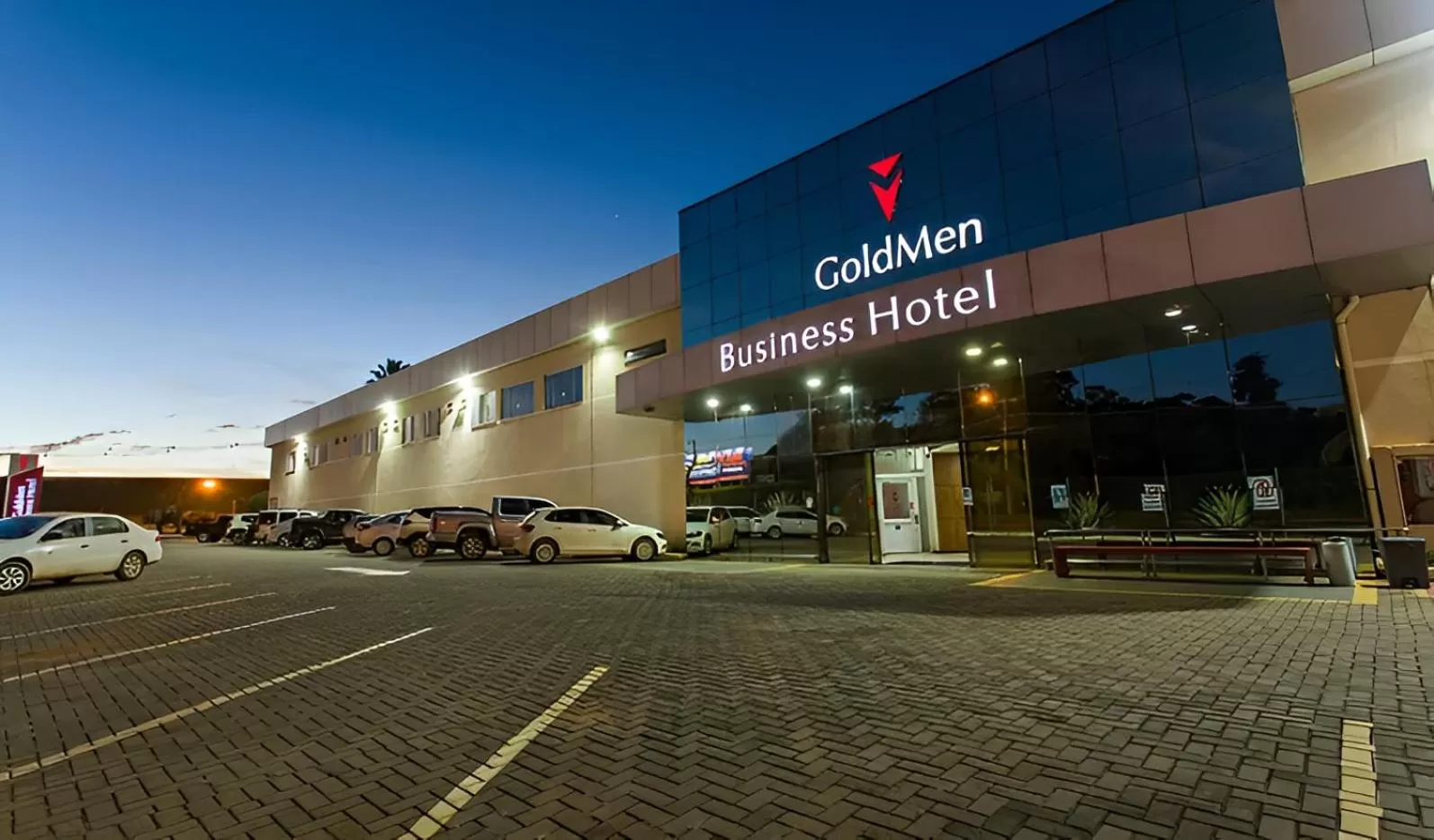 Goldmen Business Hotel