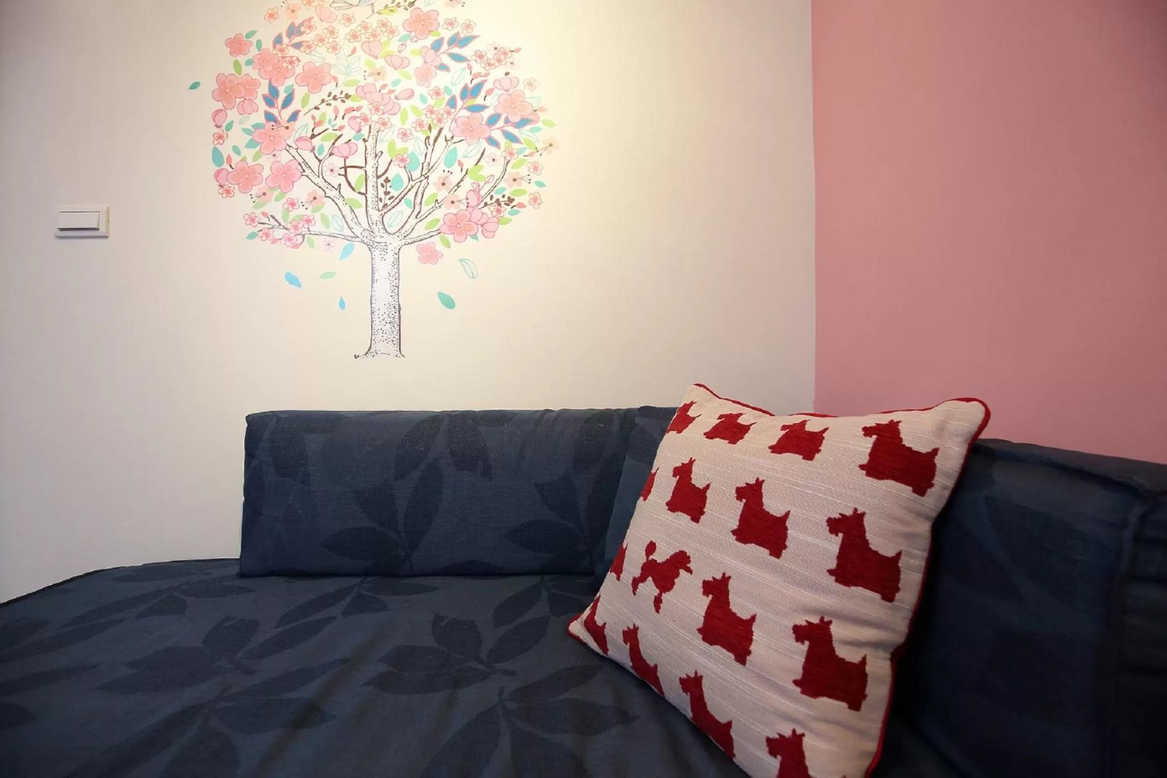 Decorative detail in Dear B&B