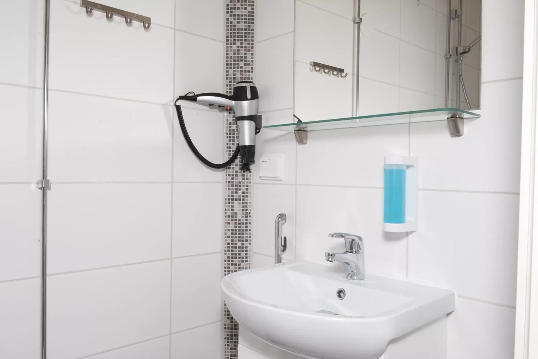 Bathroom in Forenom Aparthotel Raahe