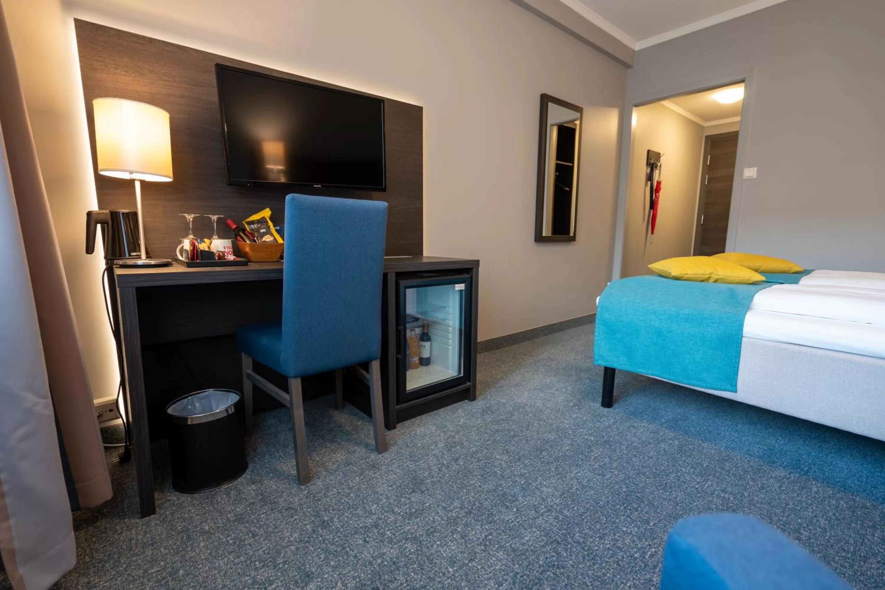 Photo of the whole room, Bed in Thon Hotel Måløy