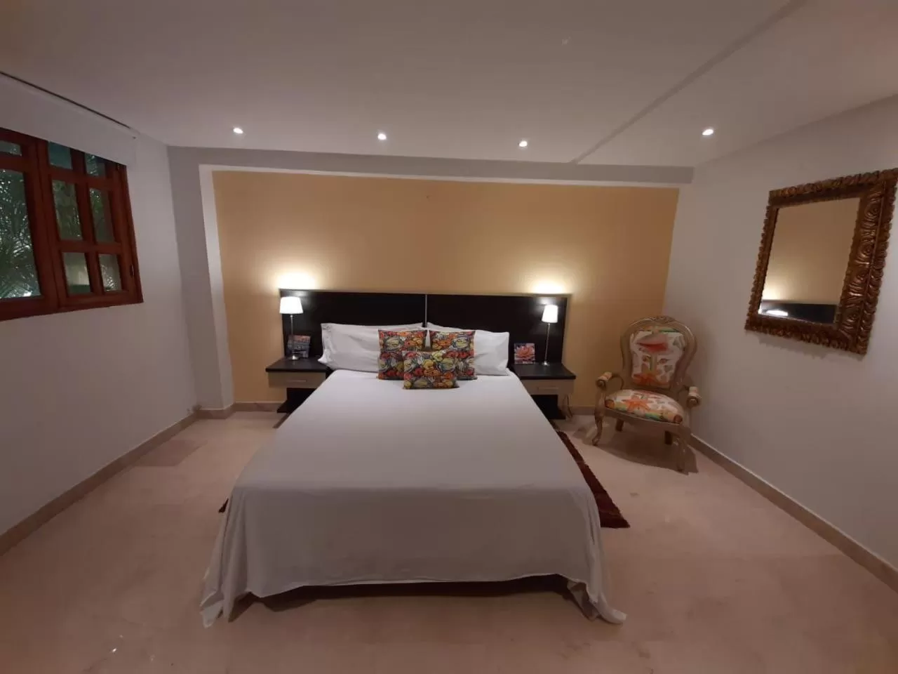Photo of the whole room, Bed in Porto Bello Hotel Boutique
