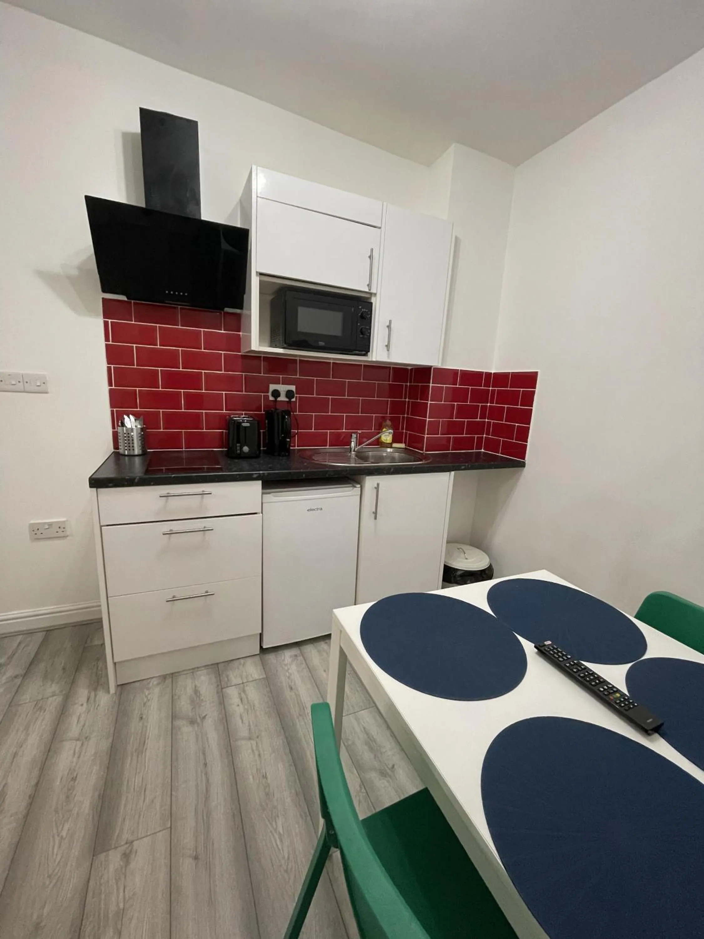 Other in Comfortable - Cosy - Budget Studios in City Center