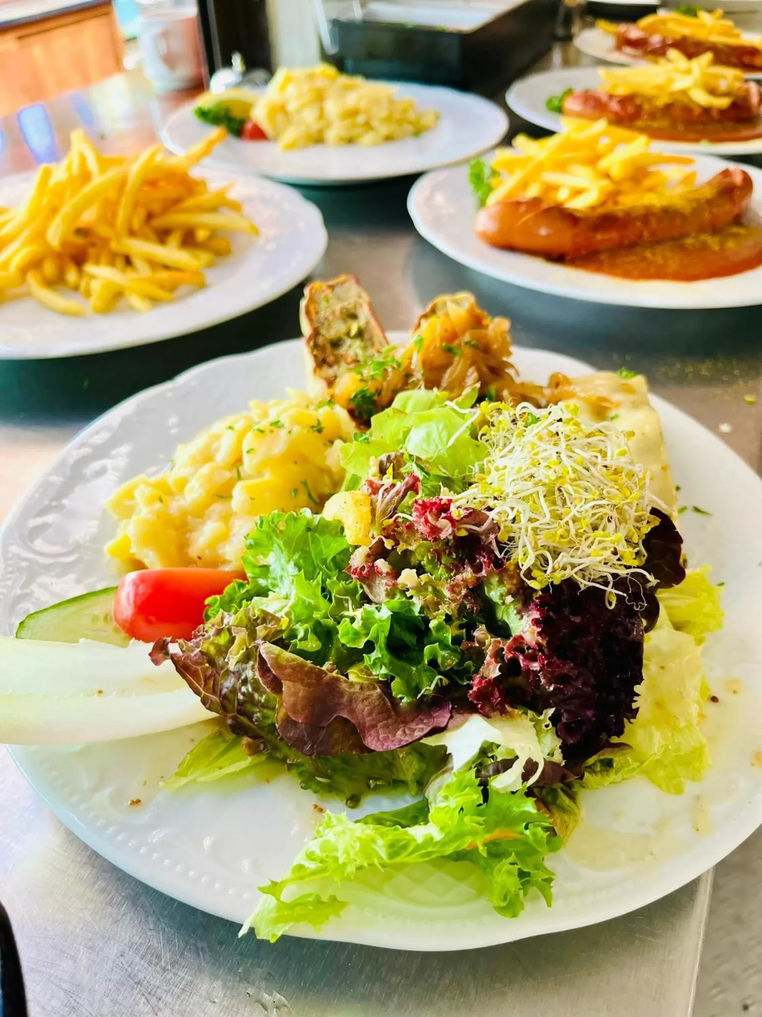 Food and drinks in Hotel Hoepfner Burghof