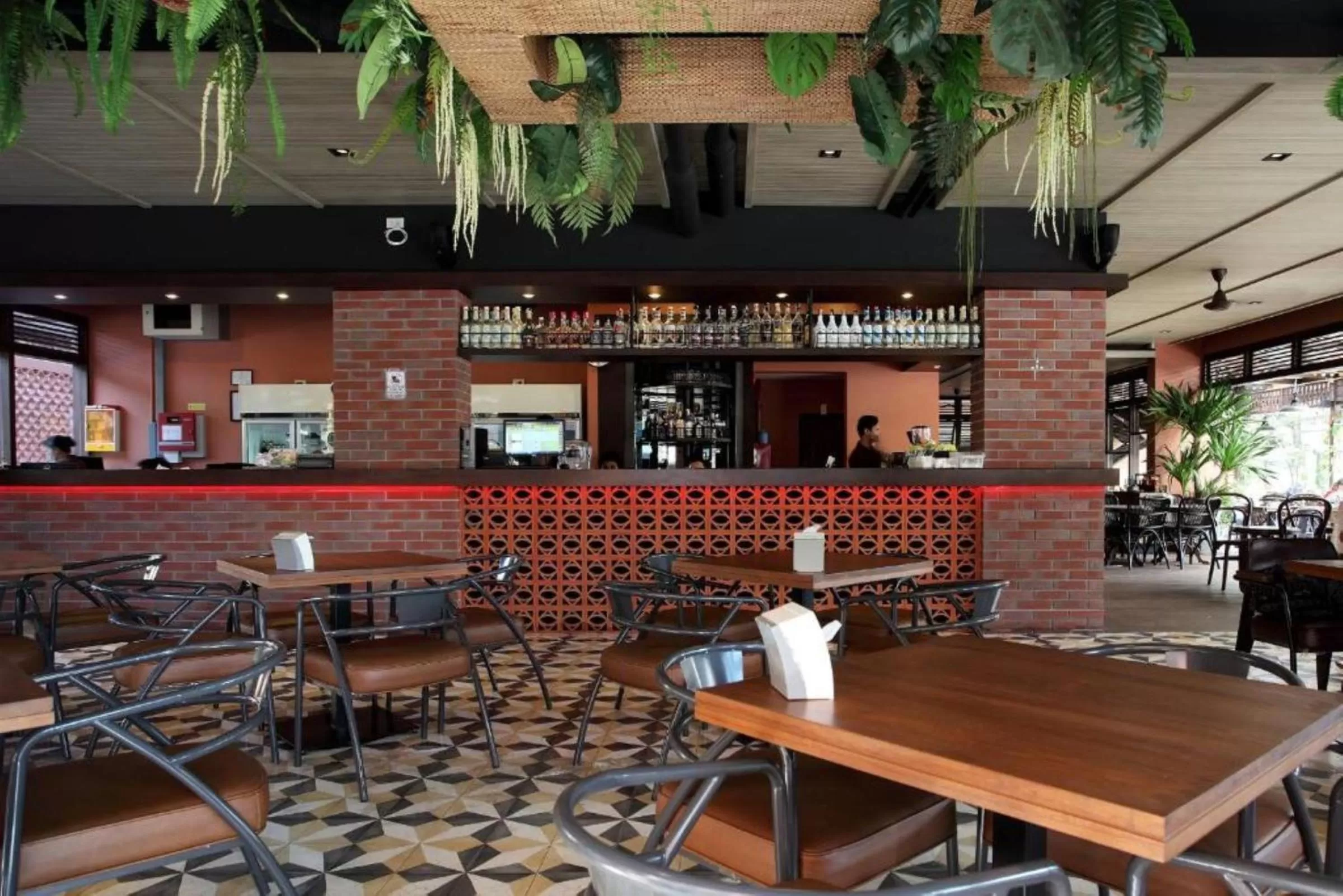 Property building in Rambuttri Village Plaza