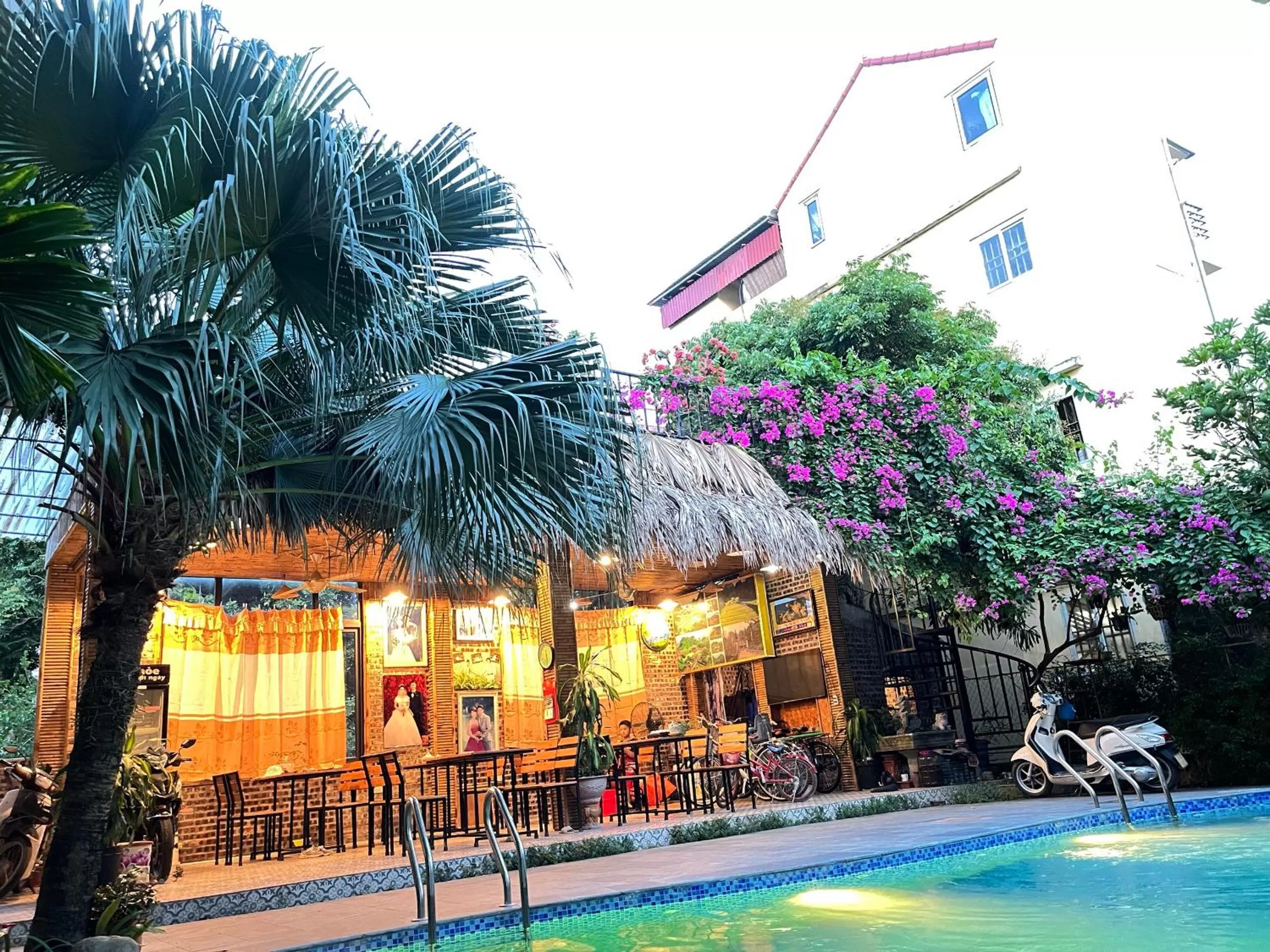 Swimming pool in Tam Coc Full House Homestay