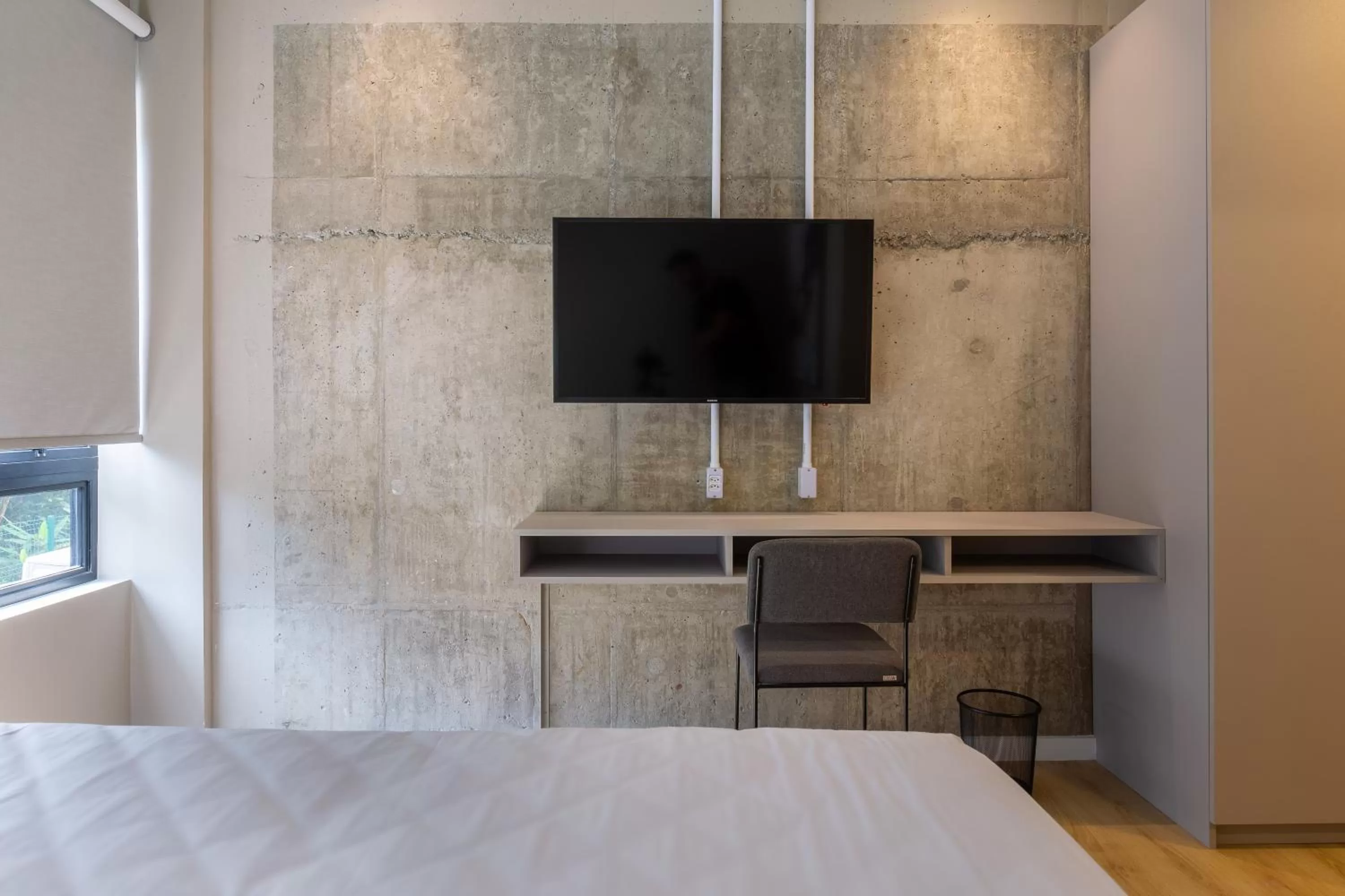 TV and multimedia, Bed in Bewiki