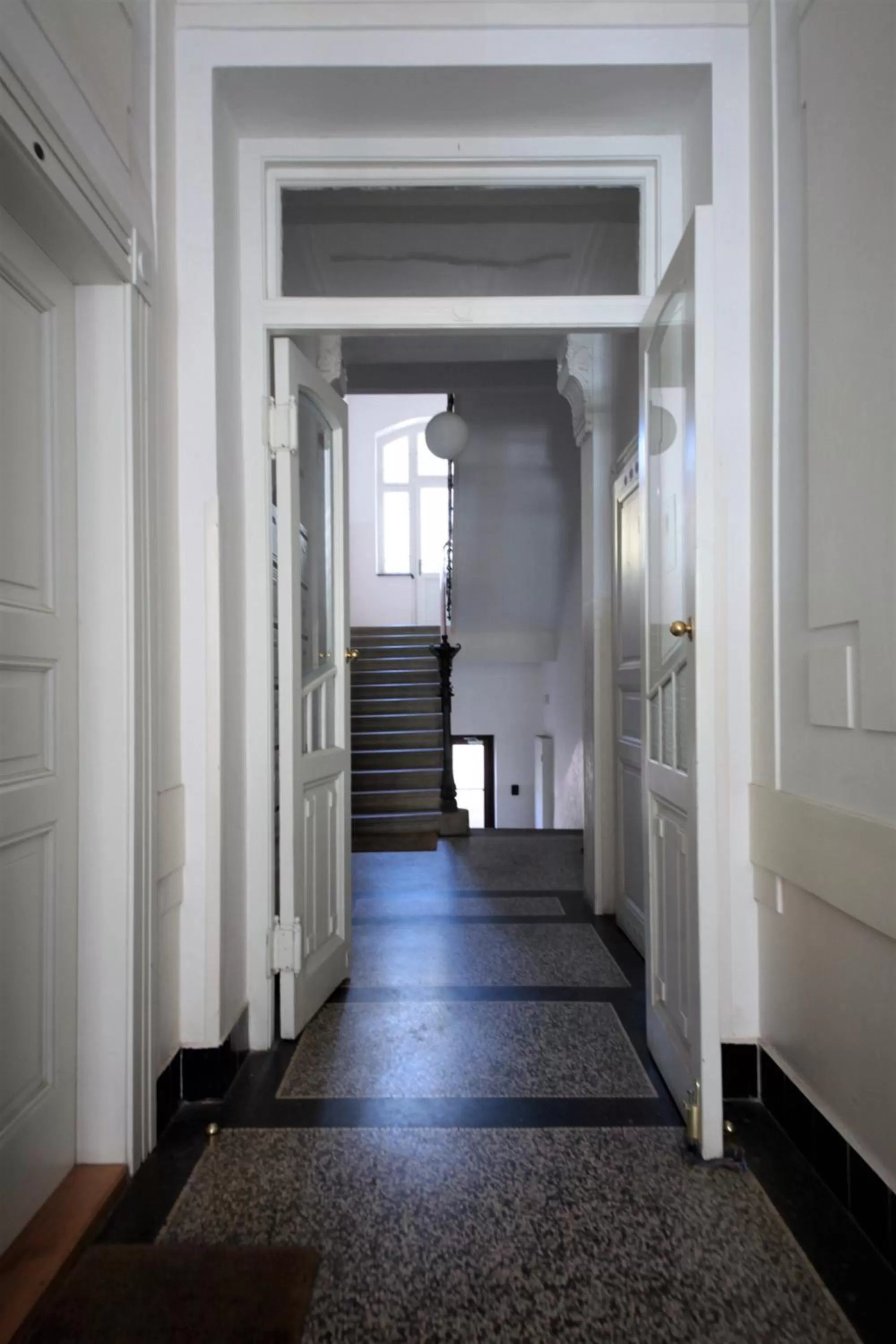 City Castle Aparthotel