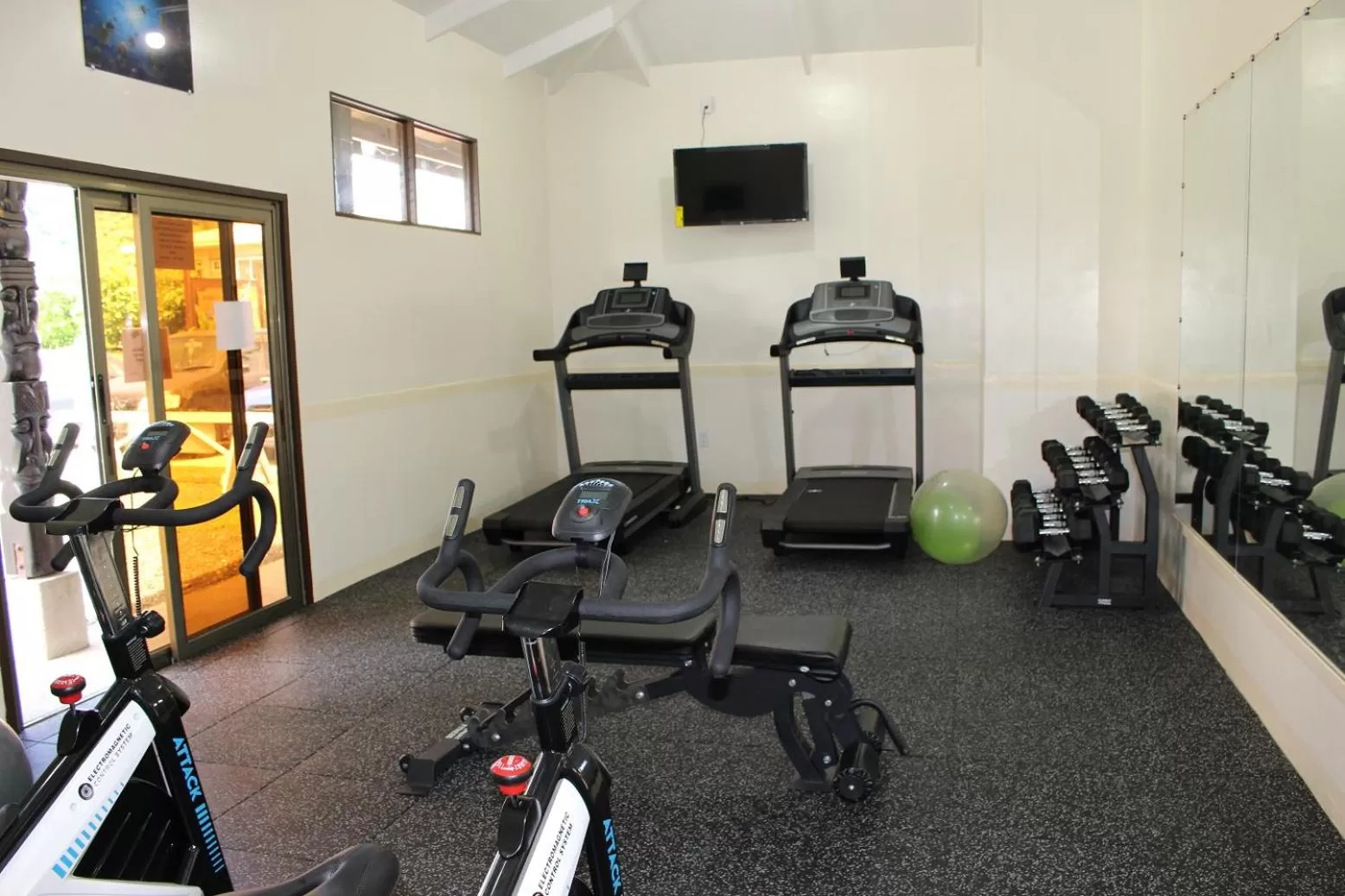 Fitness centre/facilities in Cove Resort Palau