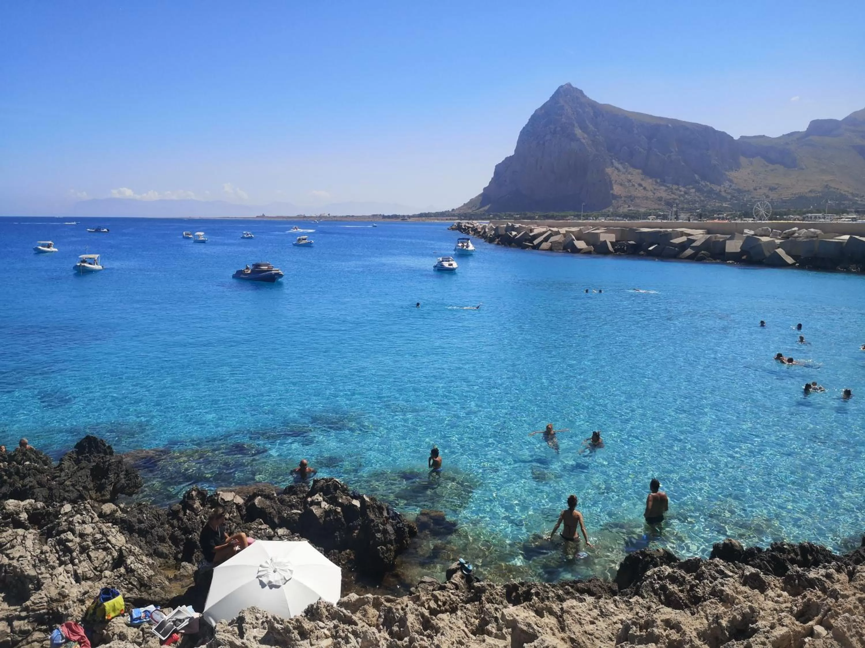 APPARTAMENTO A SAN VITO LO CAPO STANZA CON BAGNO