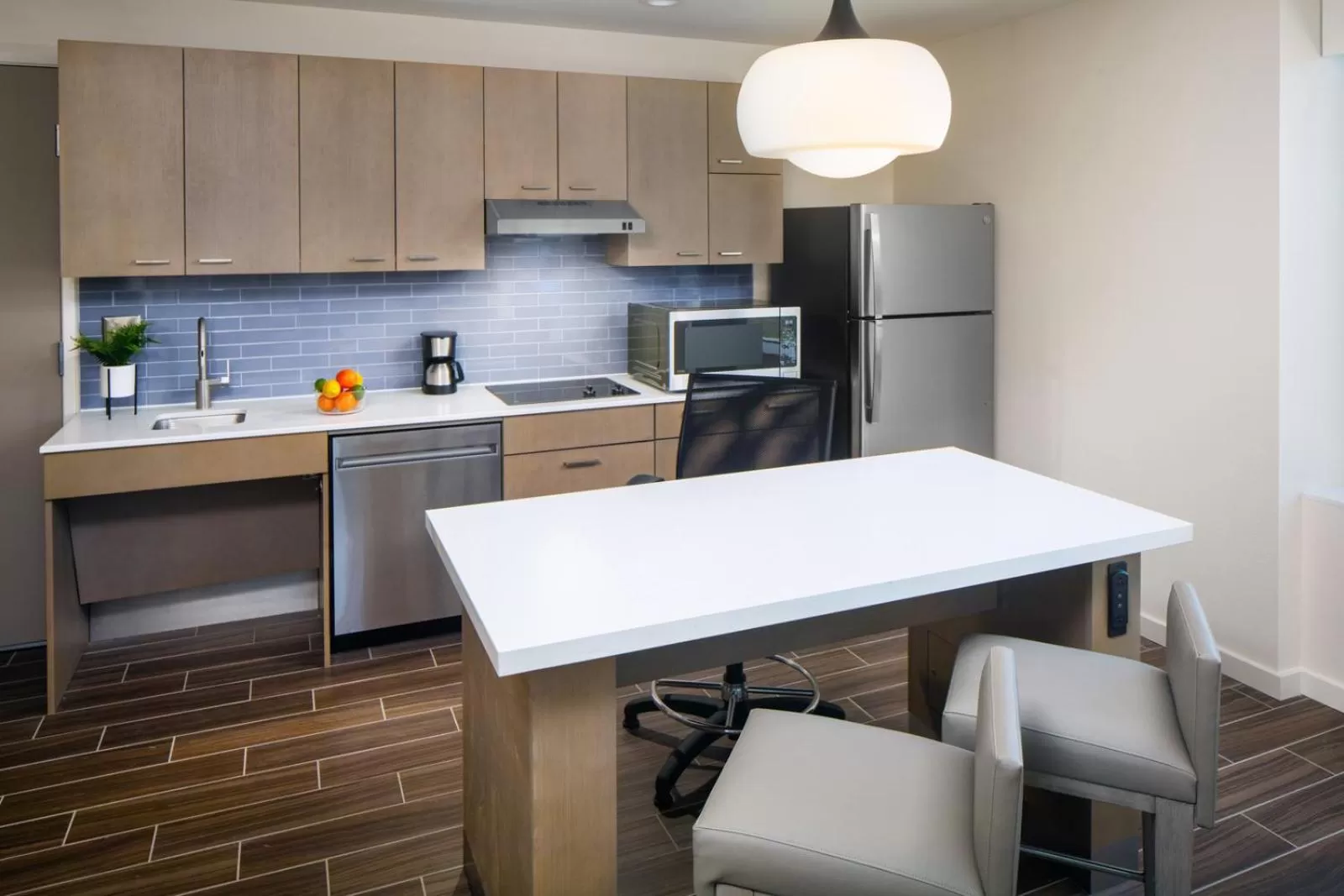 Kitchen or kitchenette in Hyatt House Tallahassee Capitol University