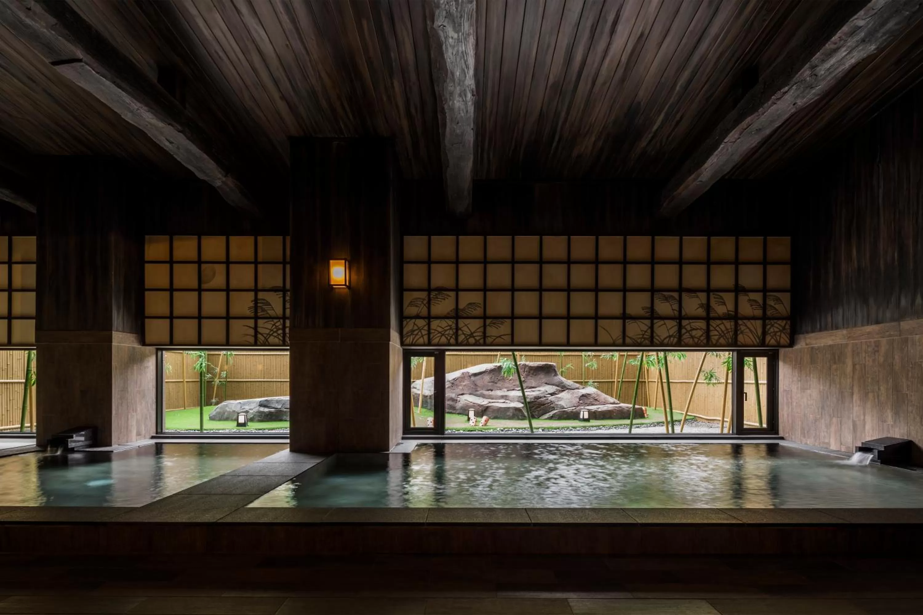 Hot Spring Bath in Roygent Parks Hanoi