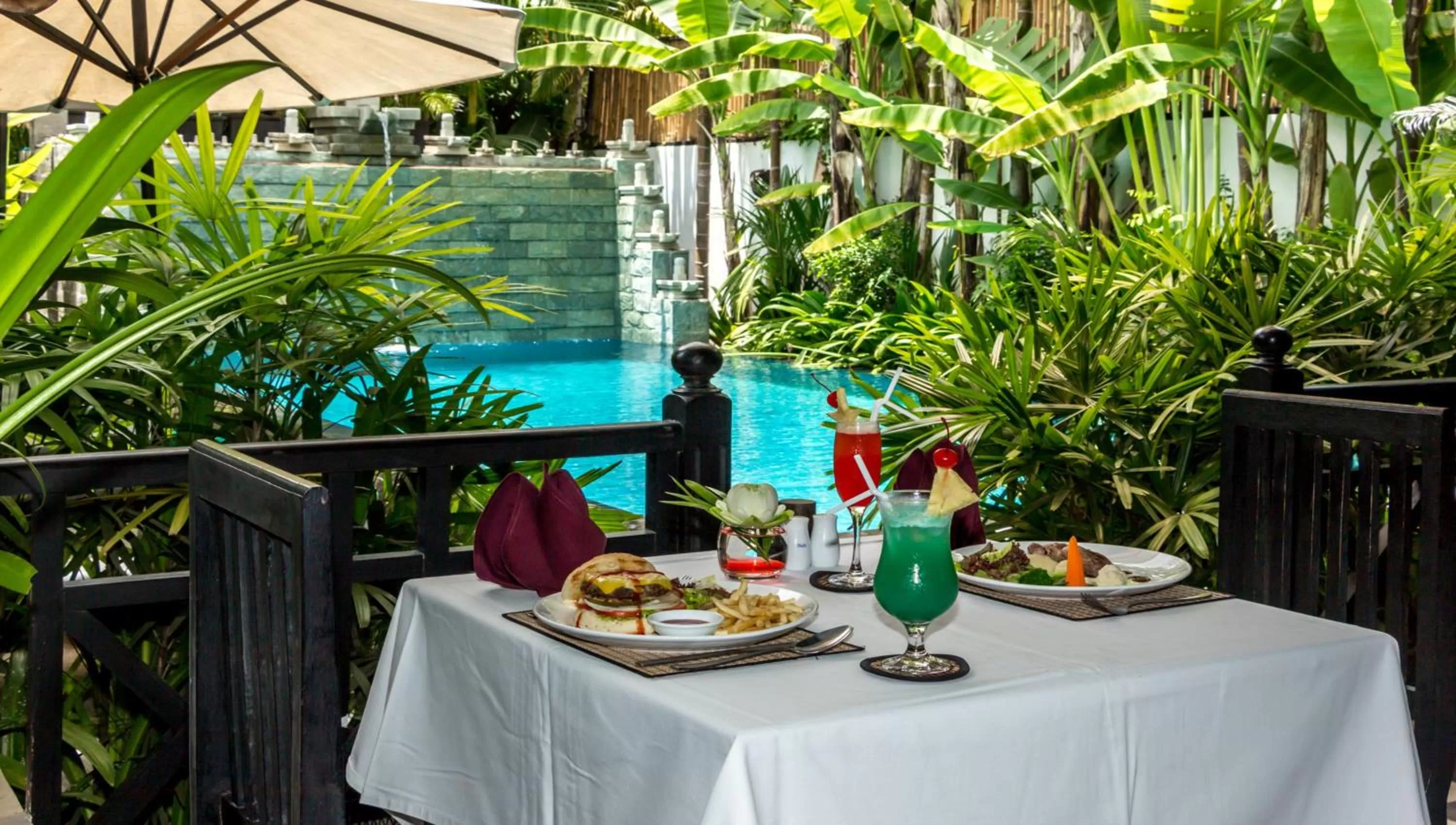 Restaurant/places to eat in The Cyclo d'Angkor Boutique Hotel