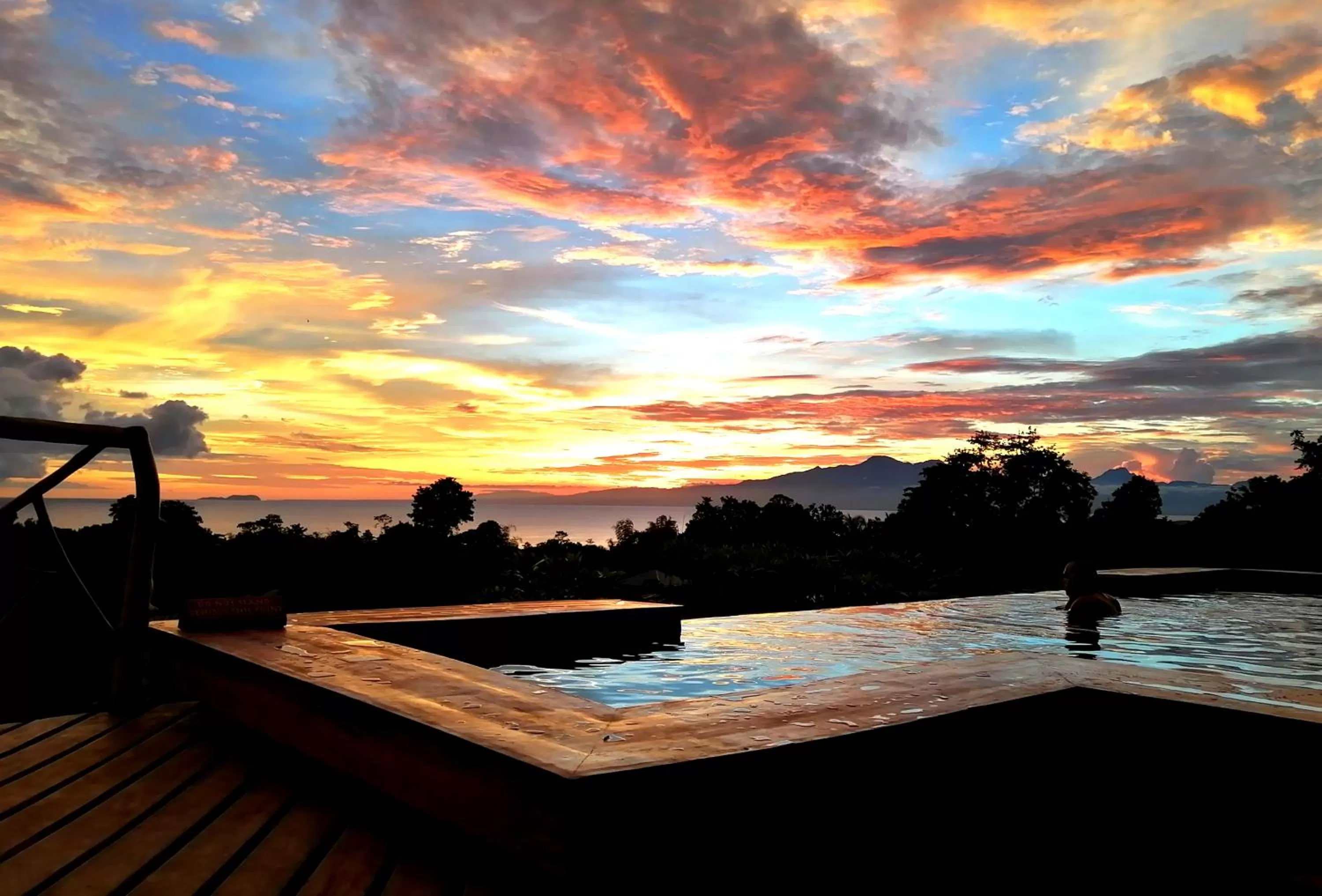 Sunset in Nakabalo Guesthouse & Restaurant