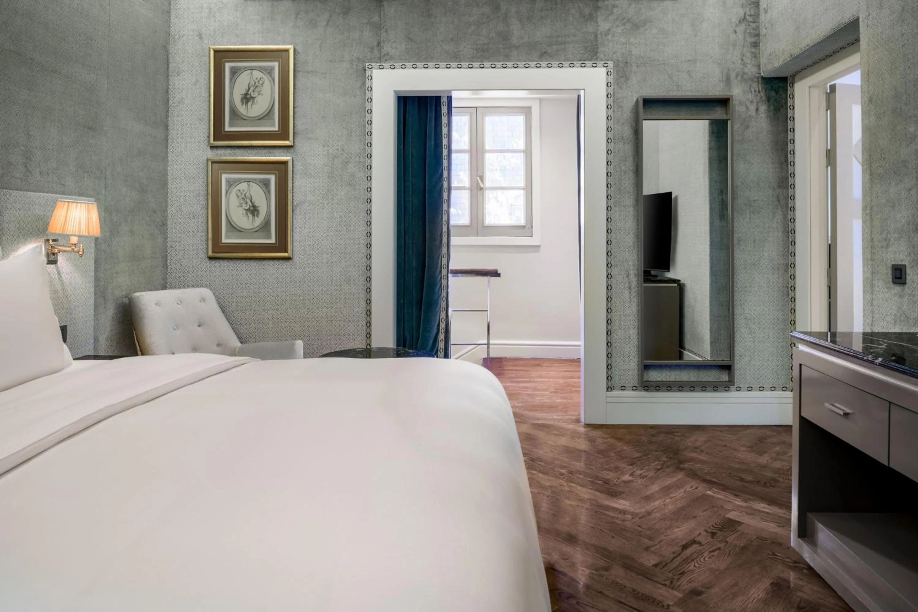 Photo of the whole room, Bed in Santo Mauro, a Luxury Collection Hotel, Madrid