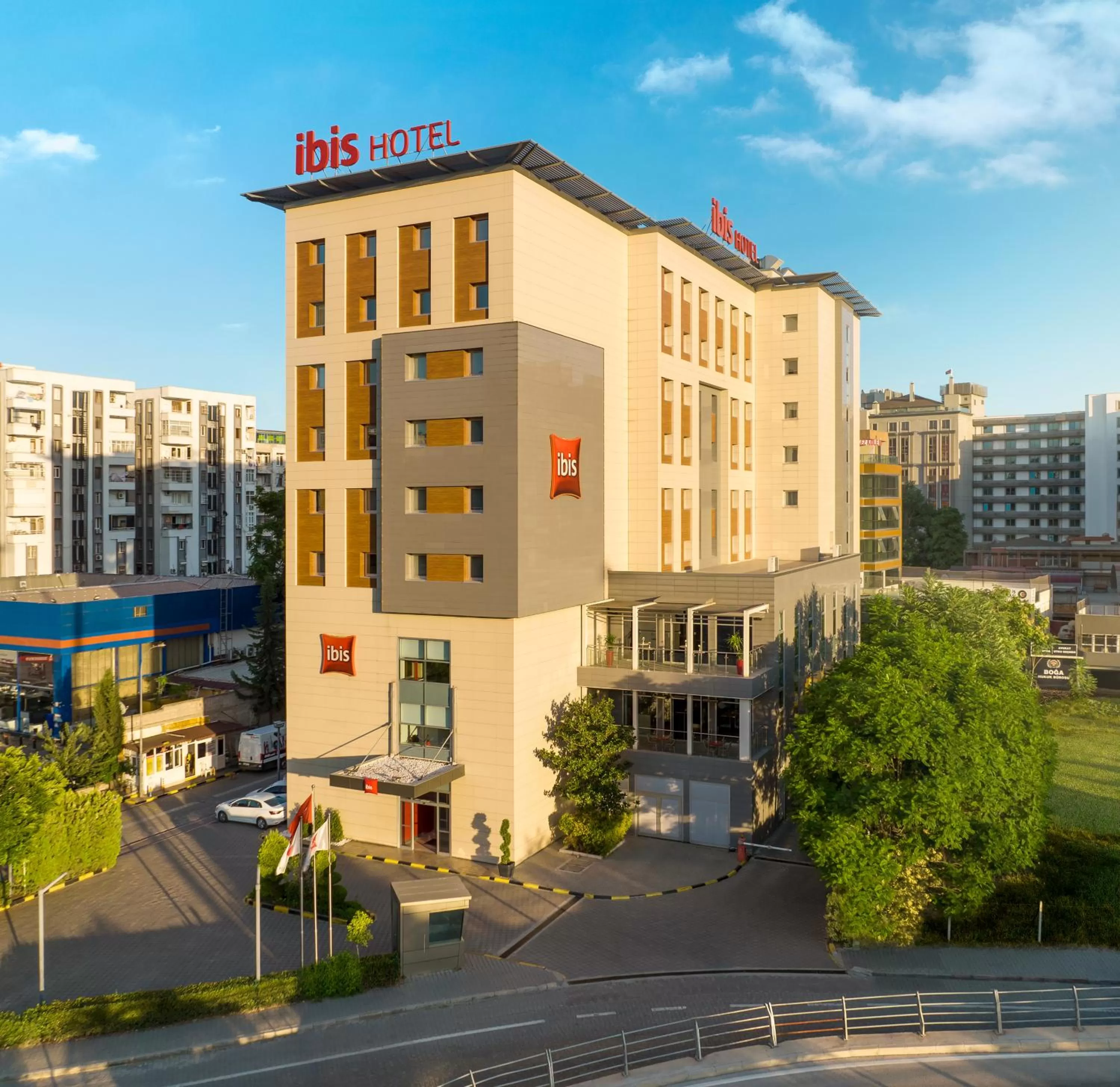 Property building in ibis Adana