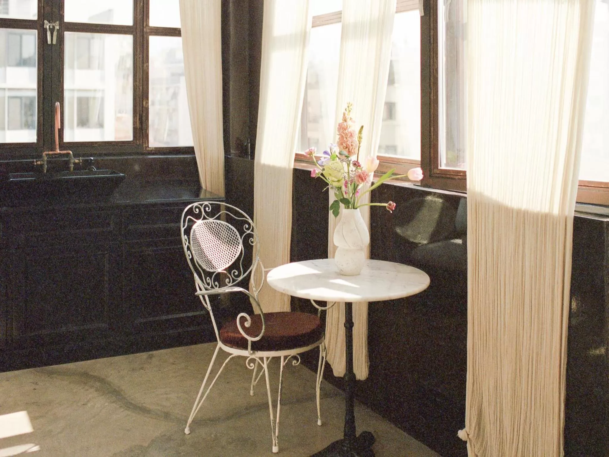 kitchen in Mona Athens