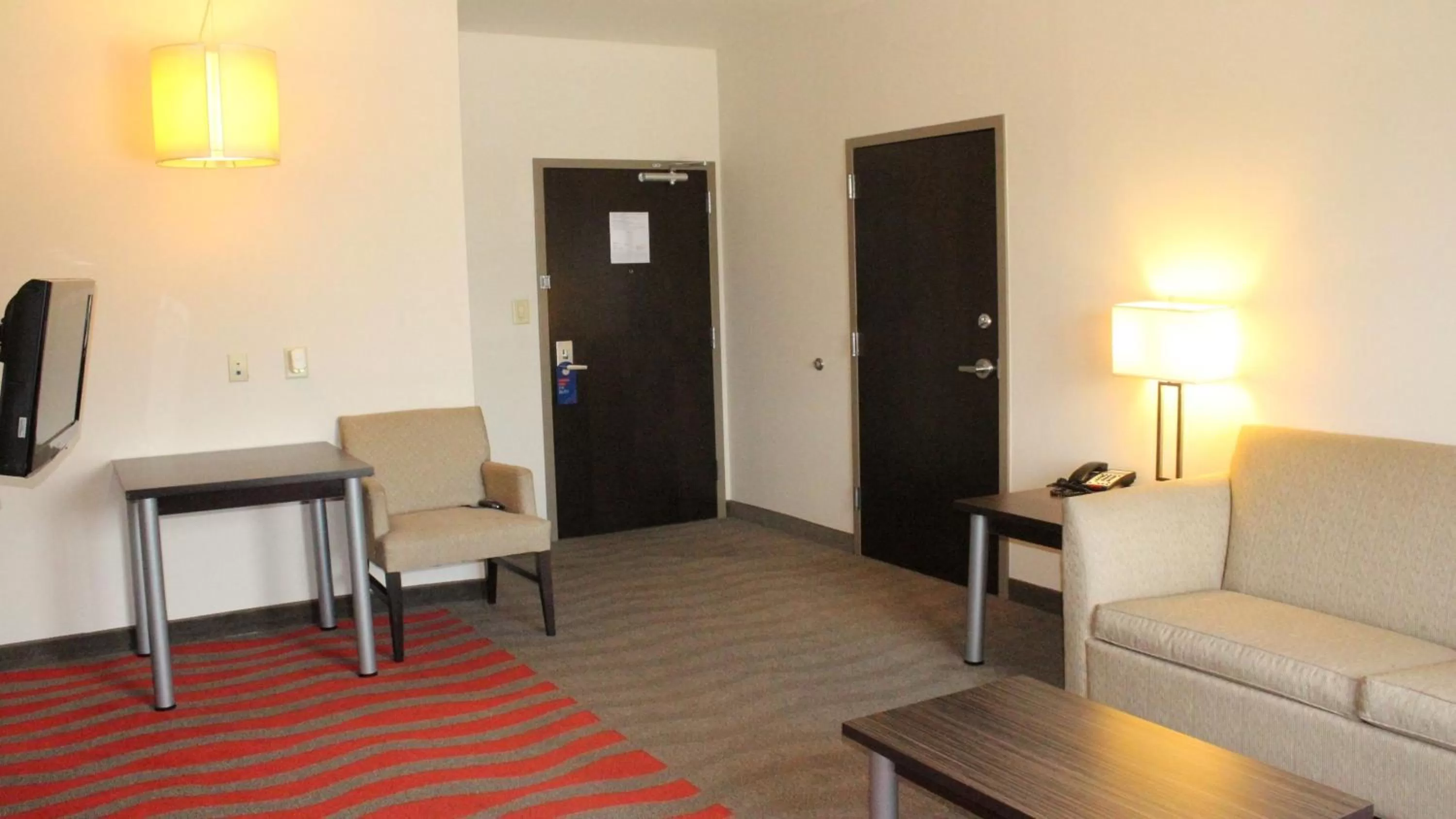 Photo of the whole room in Holiday Inn Express Hotels & Suites Rockingham West by IHG