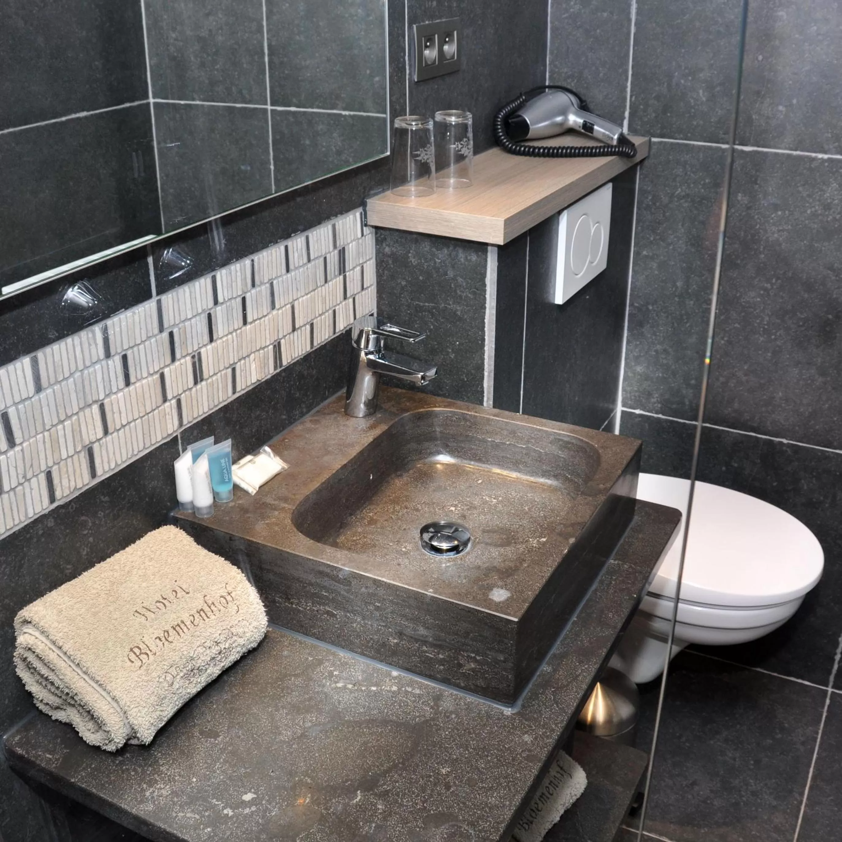 Bathroom in Boutique hotel Het Bloemenhof