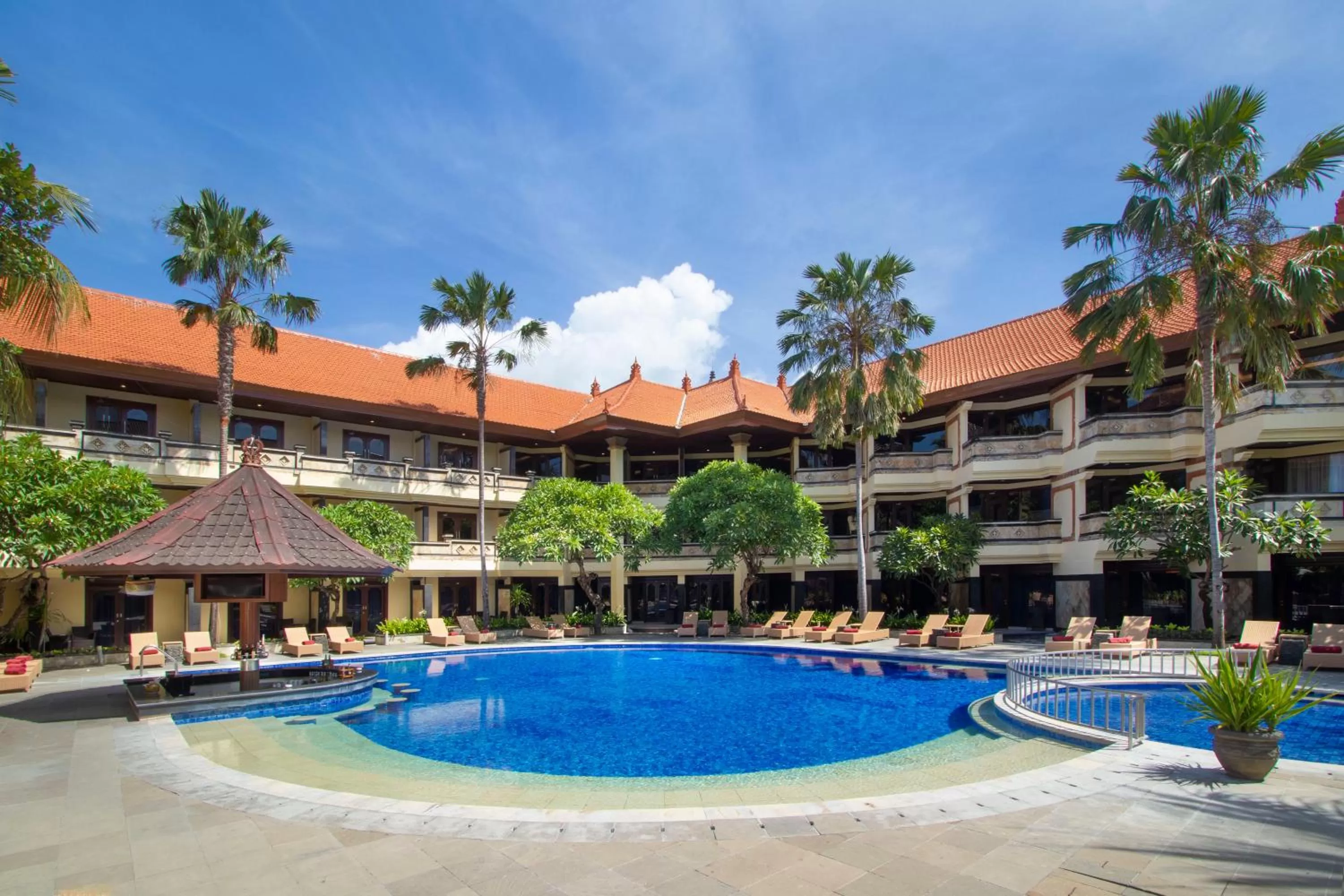 Swimming pool in Truntum Kuta Bali
