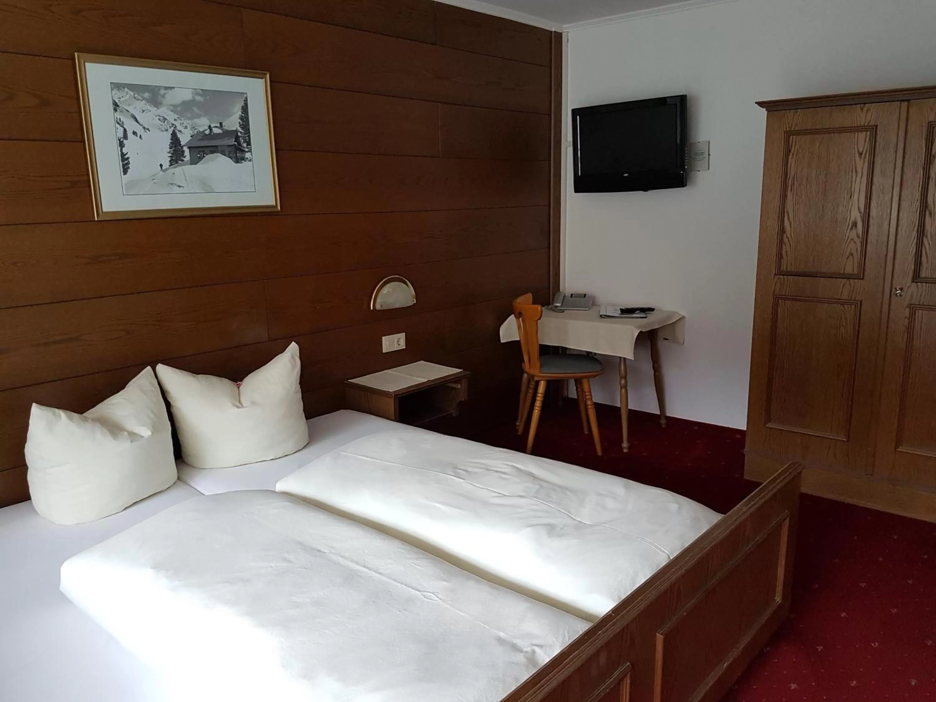 Bed in Pension Fuchs