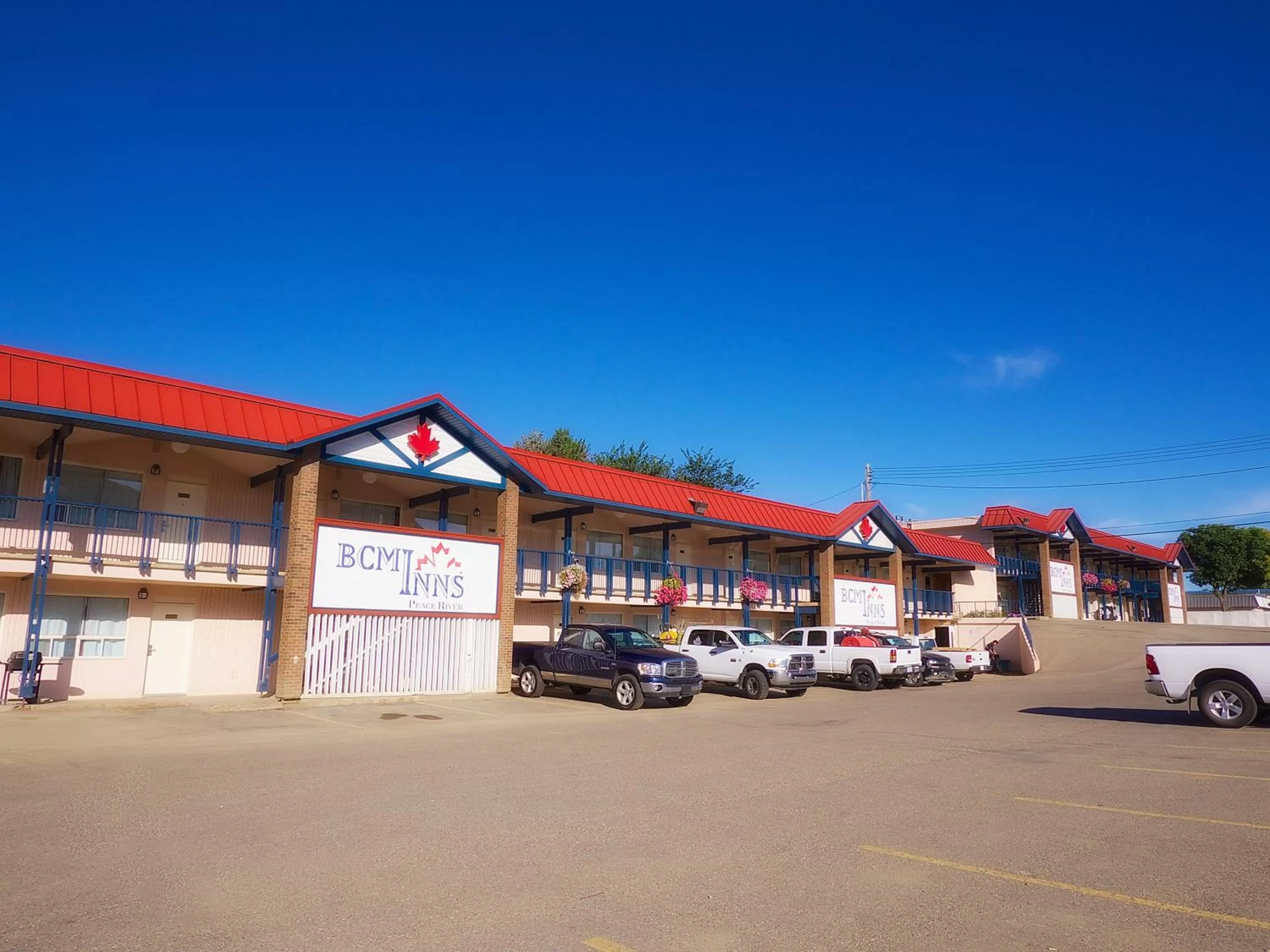 Property building in BCMInns - Peace River