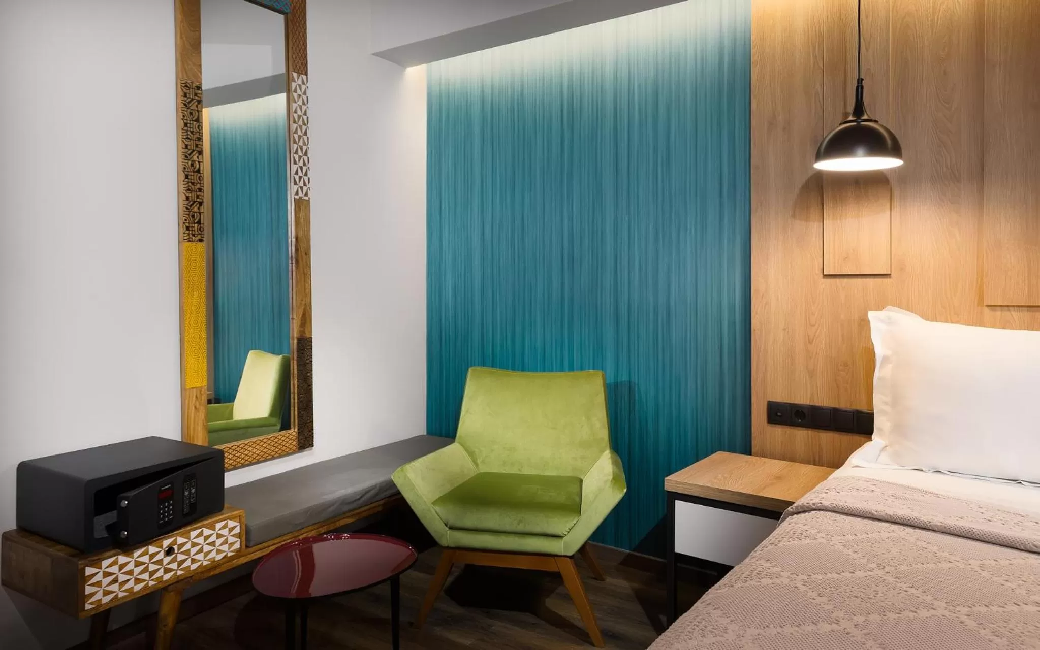 Bed in 360Degrees Pop Art Hotel