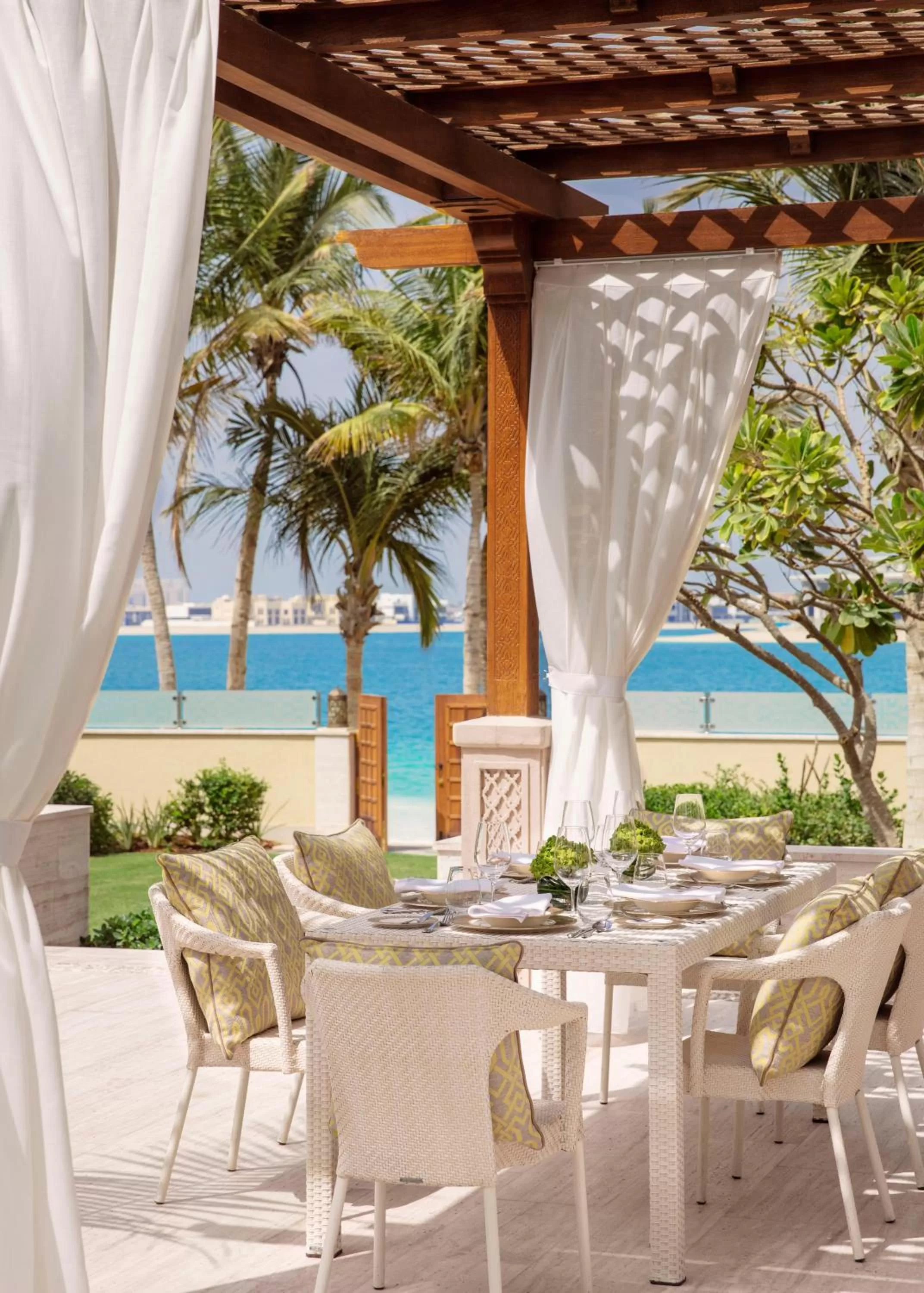 Photo of the whole room in One&Only The Palm Dubai