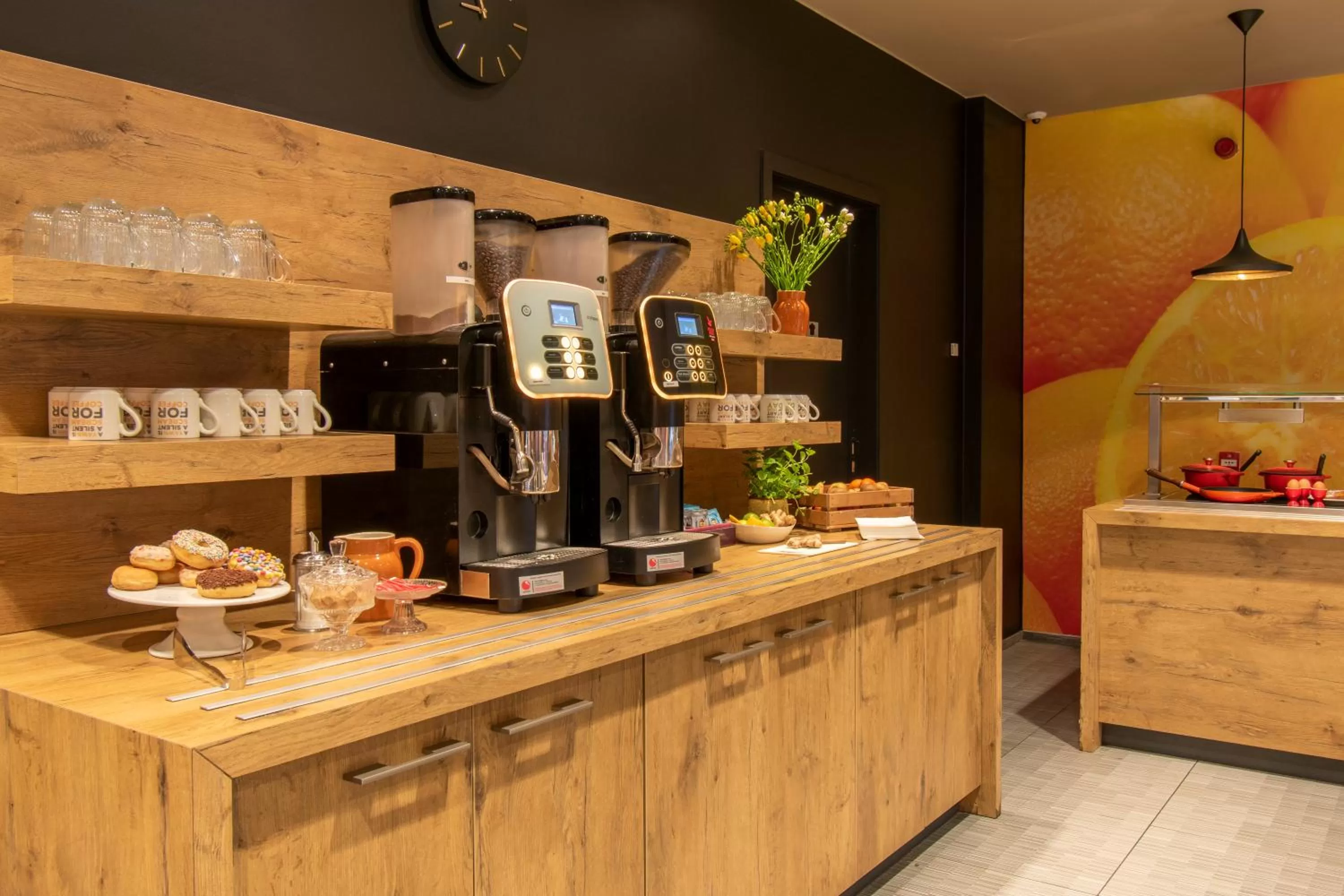 Breakfast in ibis De Panne