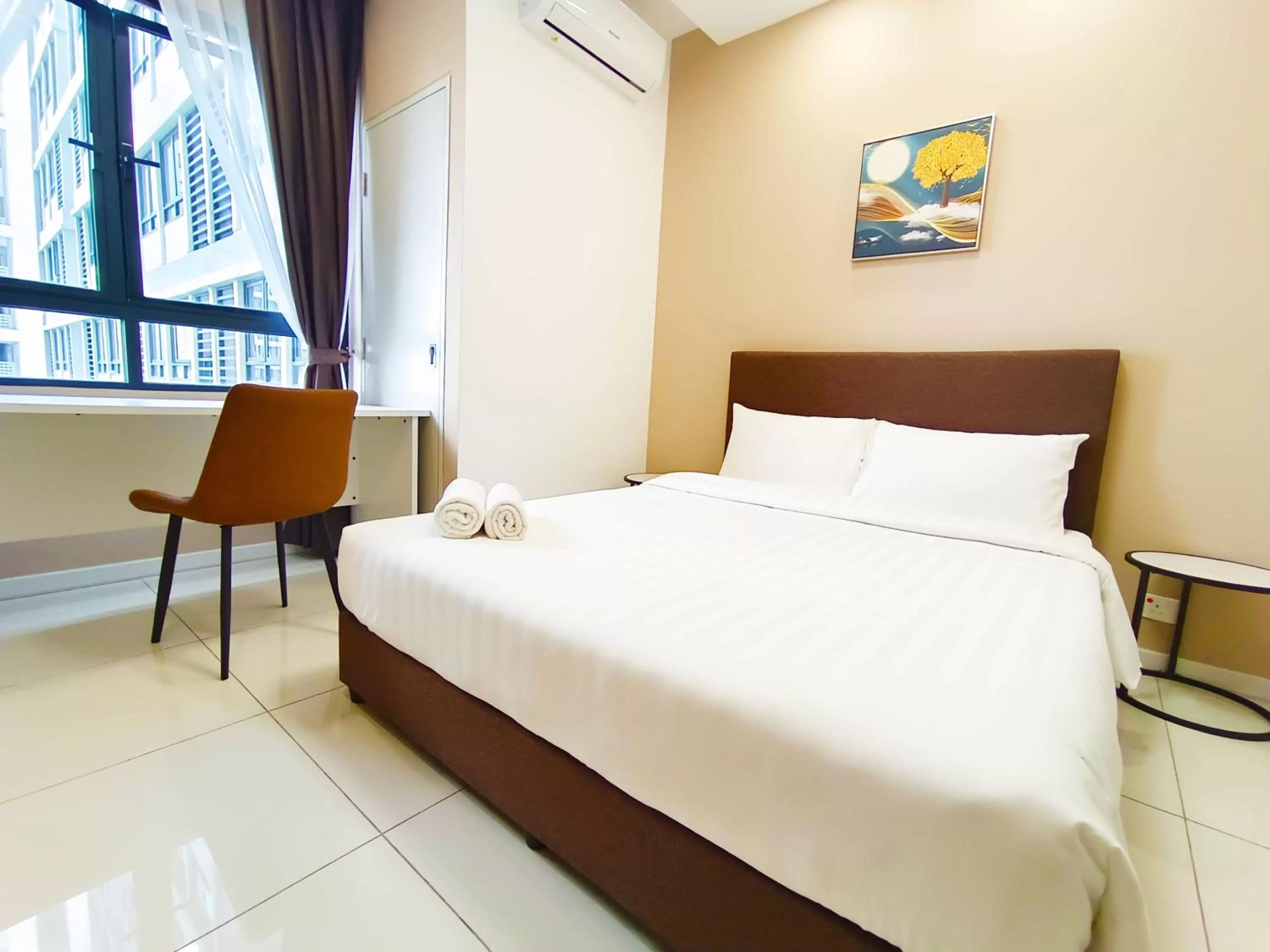 Bedroom, Bed in Horizon Suites by CH Homes , Sepang near by KLIA - KLIA 2