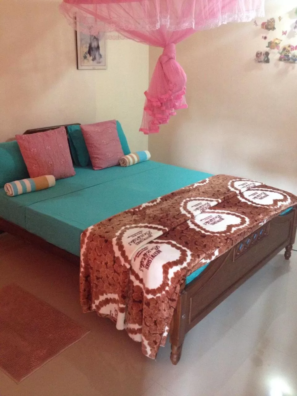 Photo of the whole room, Bed in Resort Beam